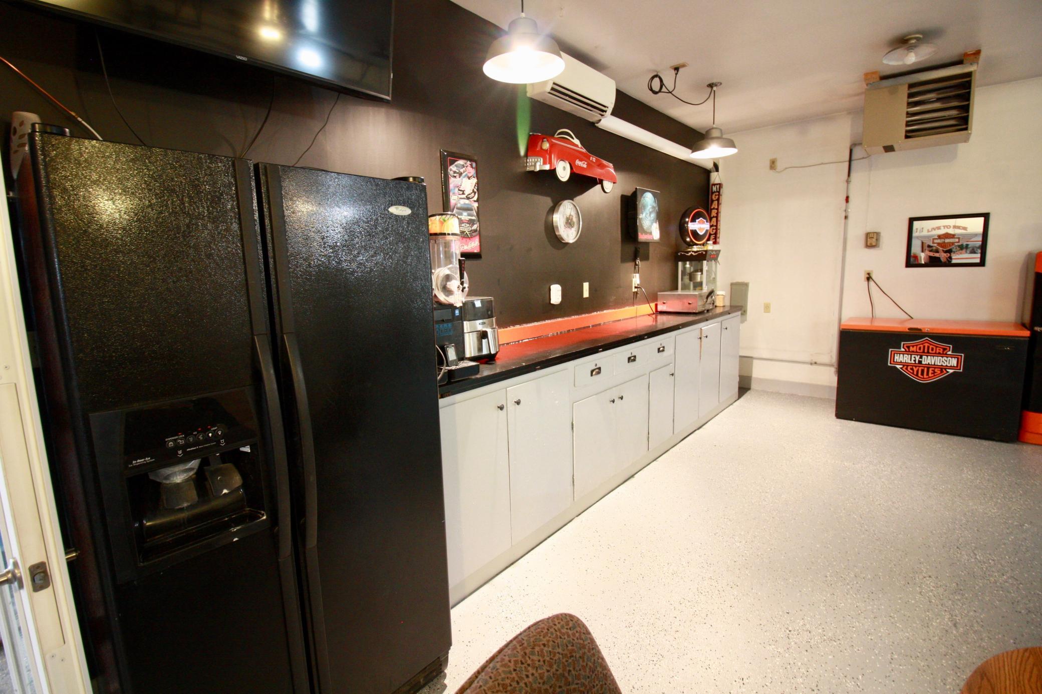 1992 single family home for sale at 525 12th Street N in Breckenridge, MN — 4 bed, 2 bath (photo 25 of 74)