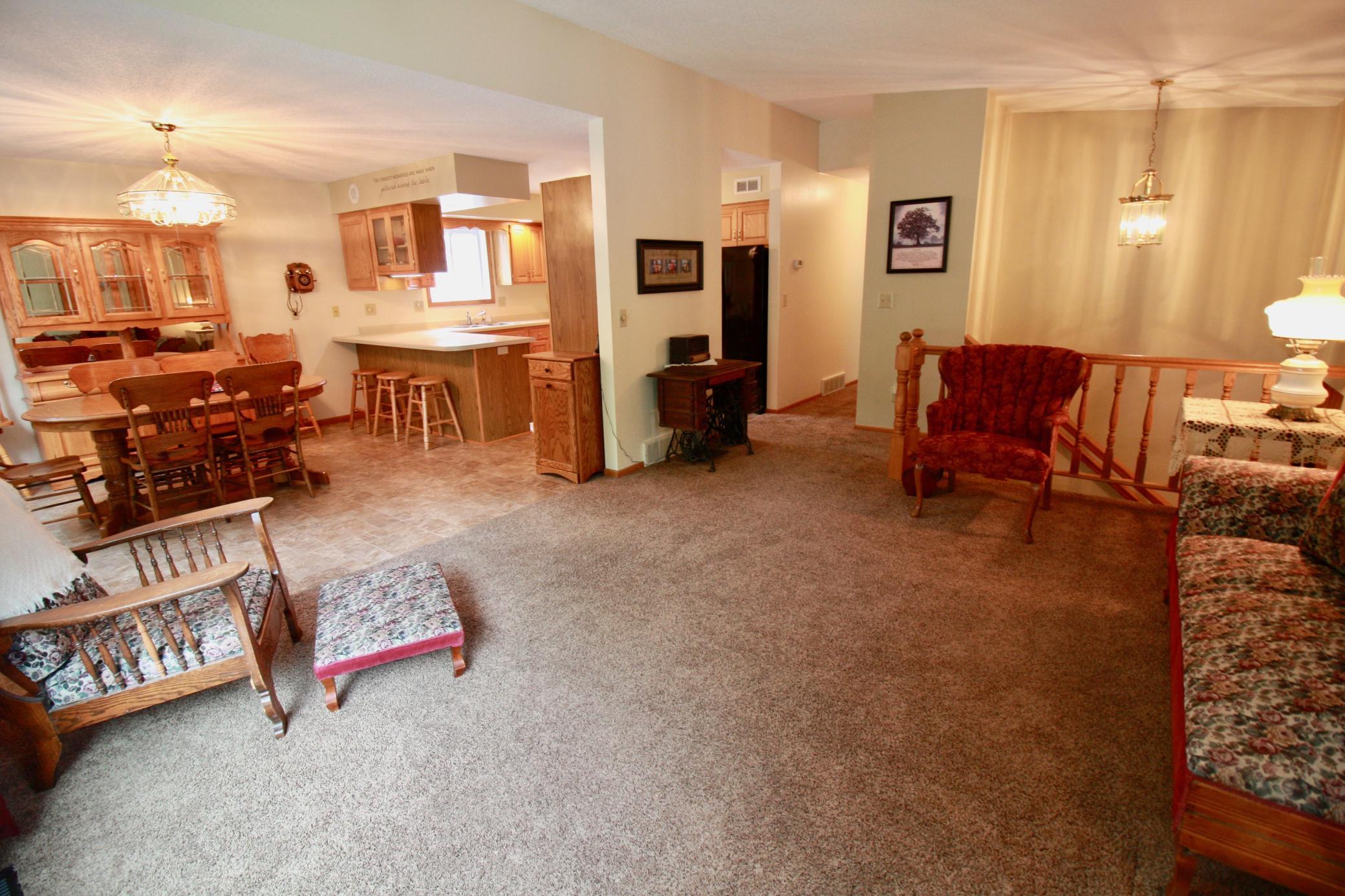 1992 single family home for sale at 525 12th Street N in Breckenridge, MN — 4 bed, 2 bath (photo 35 of 74)