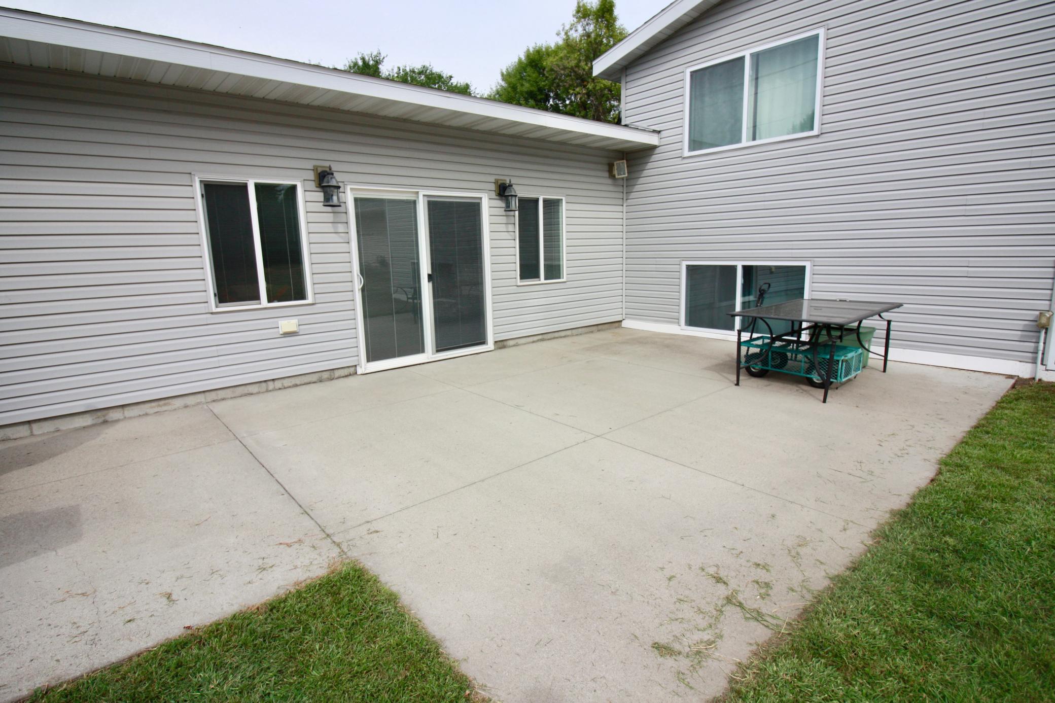 1992 single family home for sale at 525 12th Street N in Breckenridge, MN — 4 bed, 2 bath (photo 73 of 74)