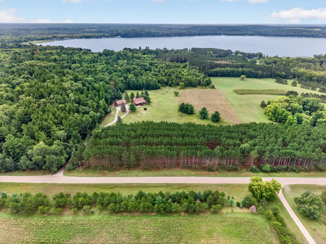 1996 single family home for sale at 49684 440th Street in Perham, MN — 3 bed, 3 bath (photo 17 of 60)