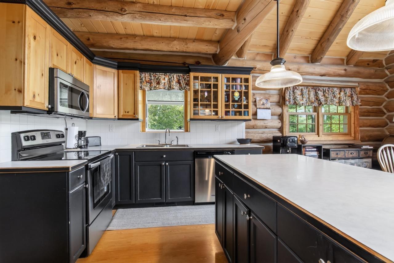 1996 single family home for sale at 49684 440th Street in Perham, MN — 3 bed, 3 bath (photo 21 of 60)