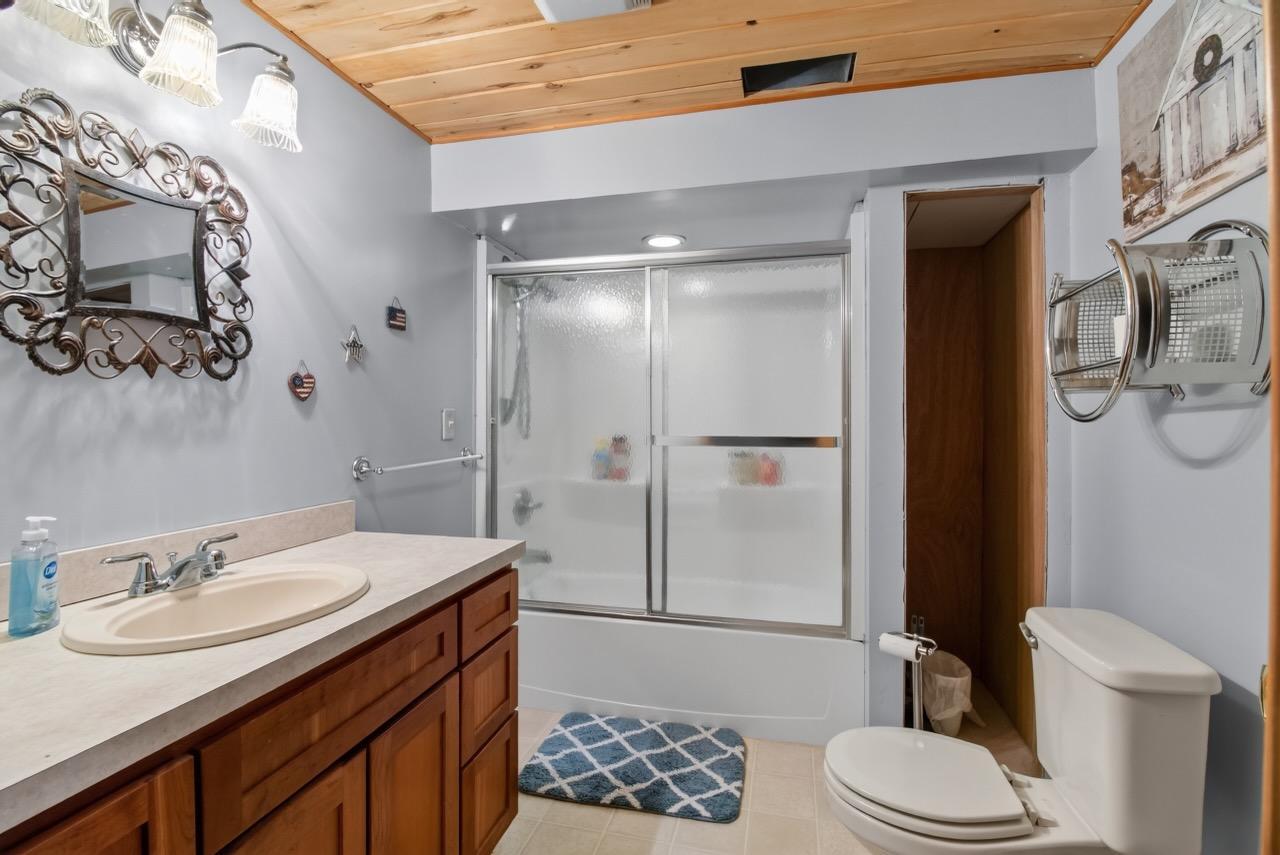 1996 single family home for sale at 49684 440th Street in Perham, MN — 3 bed, 3 bath (photo 46 of 60)