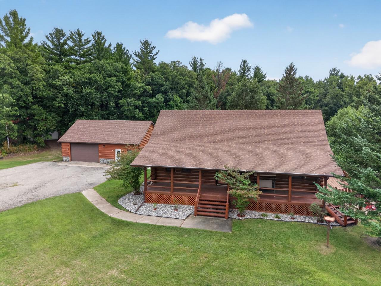 1996 single family home for sale at 49684 440th Street in Perham, MN — 3 bed, 3 bath (photo 6 of 60)