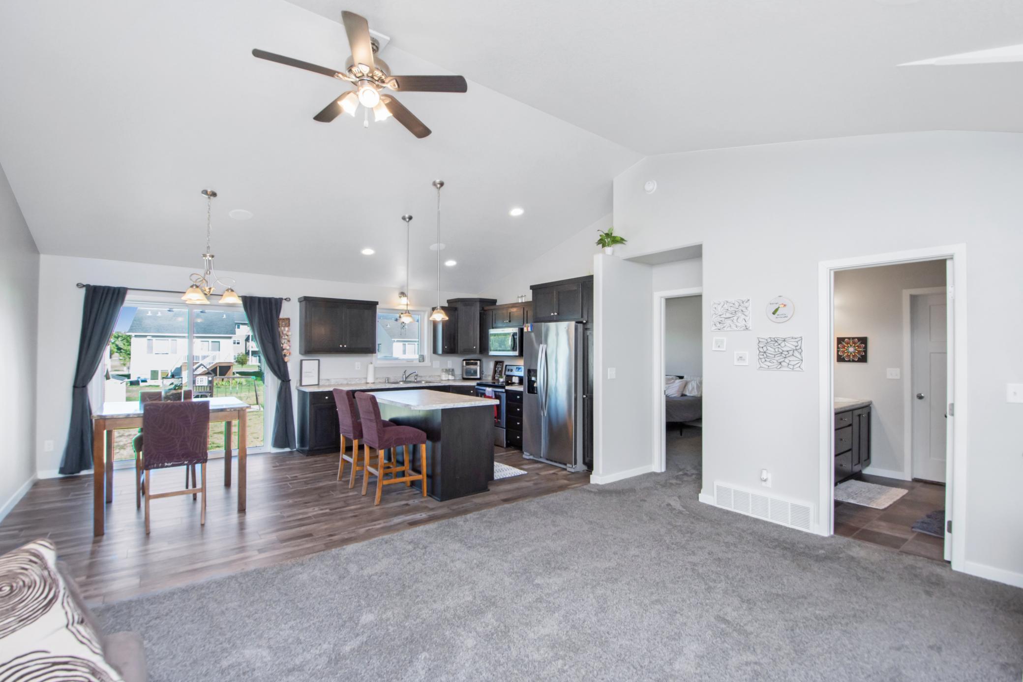 2018 twin home for sale at 3420 17th Street S in Moorhead, MN — 3 bed, 2 bath (photo 12 of 35)