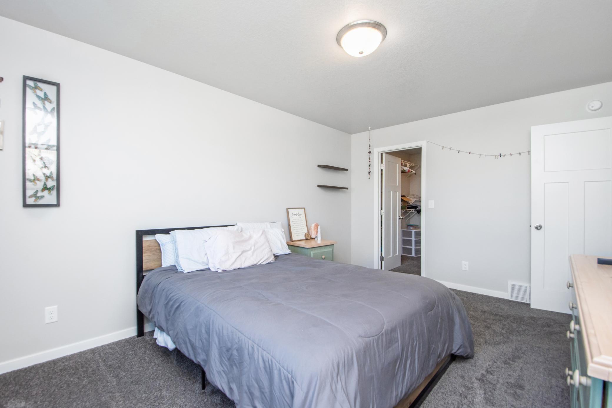 2018 twin home for sale at 3420 17th Street S in Moorhead, MN — 3 bed, 2 bath (photo 14 of 35)