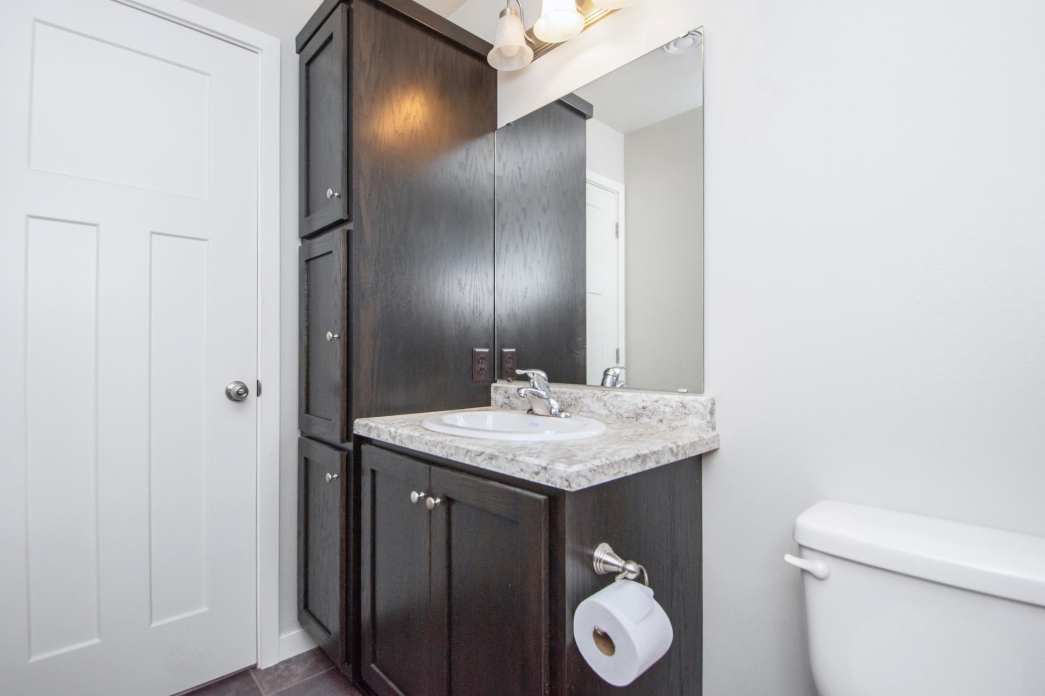 2018 twin home for sale at 3420 17th Street S in Moorhead, MN — 3 bed, 2 bath (photo 27 of 35)