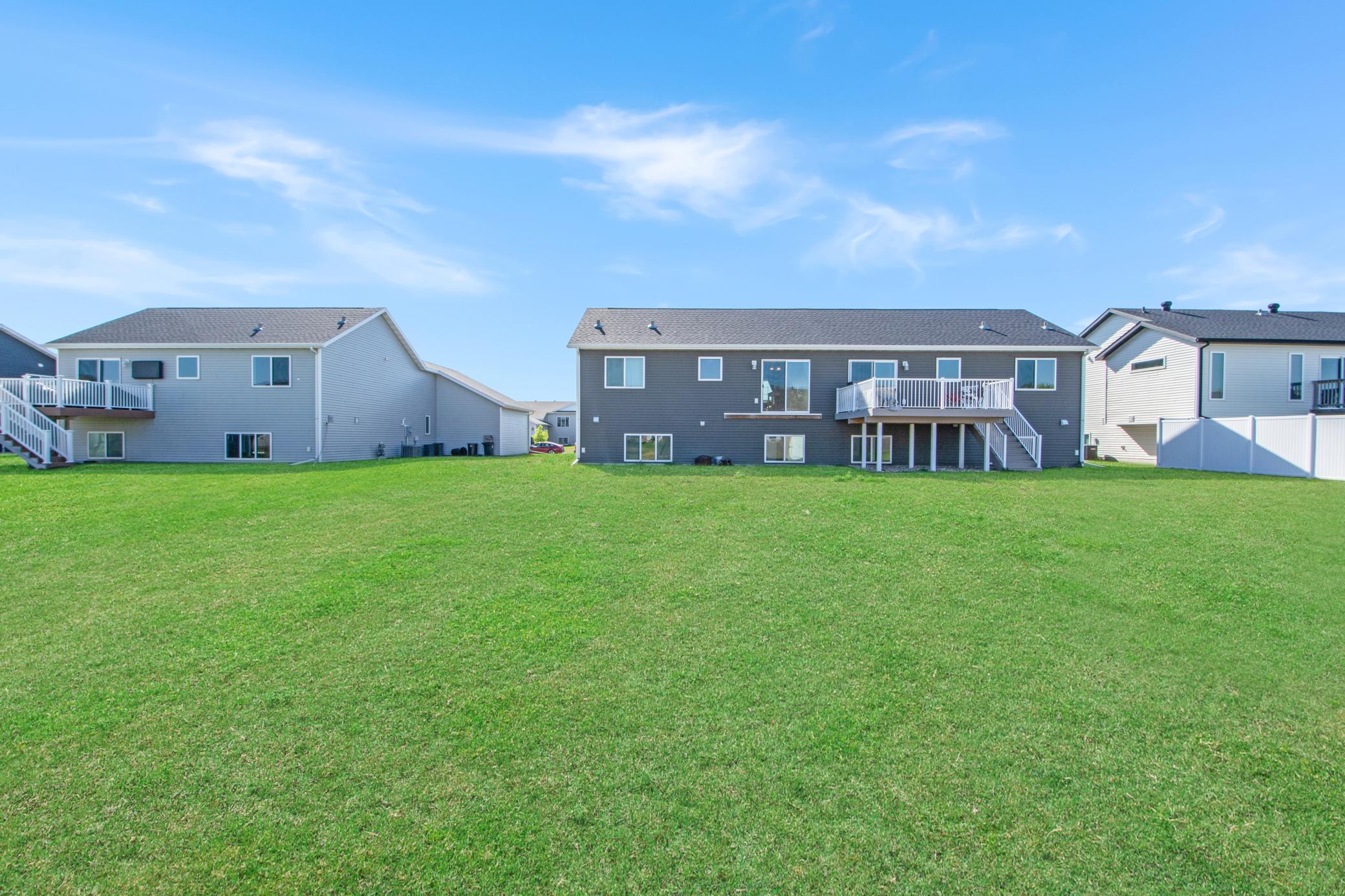 2018 twin home for sale at 3420 17th Street S in Moorhead, MN — 3 bed, 2 bath (photo 31 of 35)