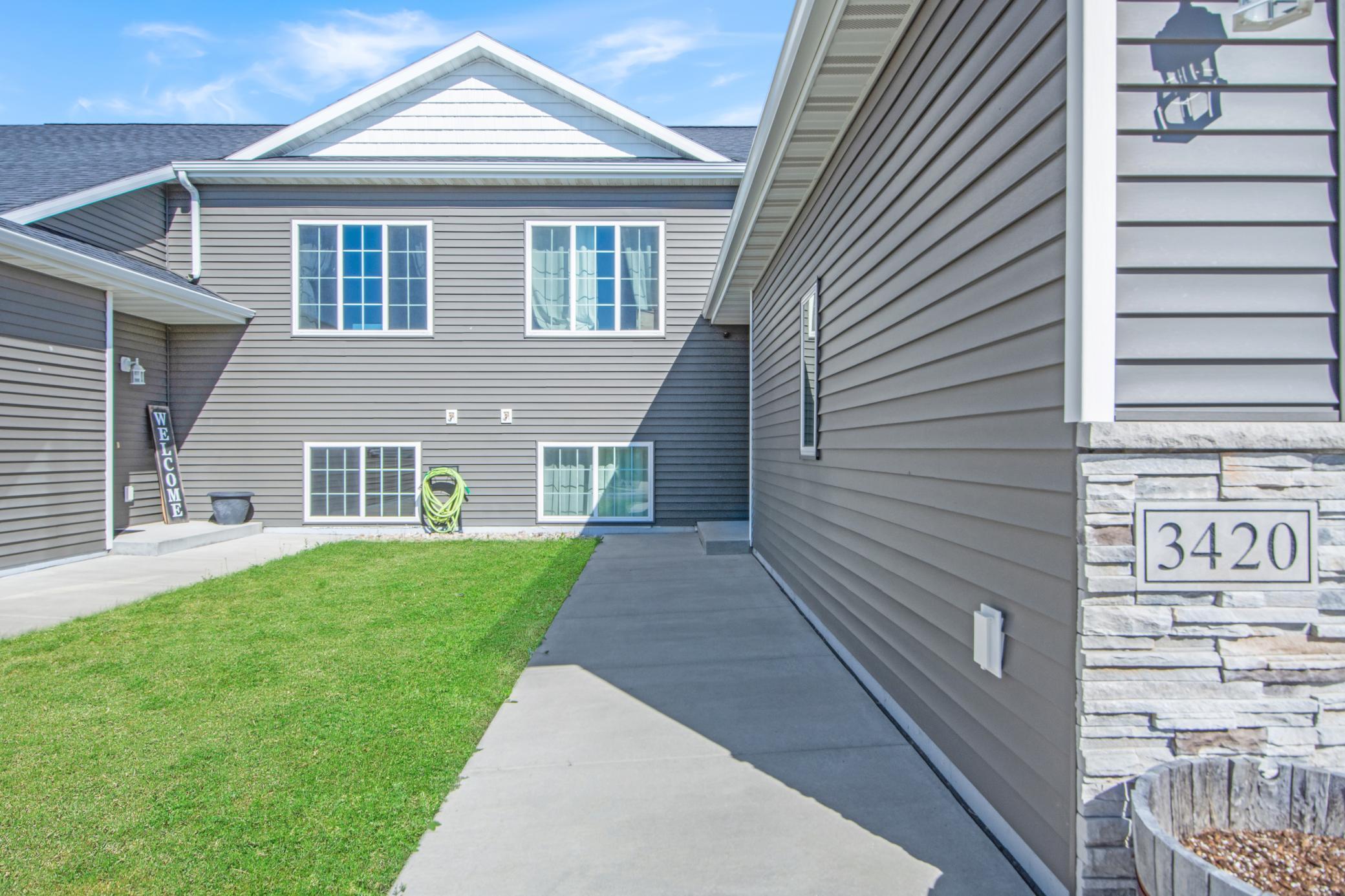 2018 twin home for sale at 3420 17th Street S in Moorhead, MN — 3 bed, 2 bath (photo 33 of 35)