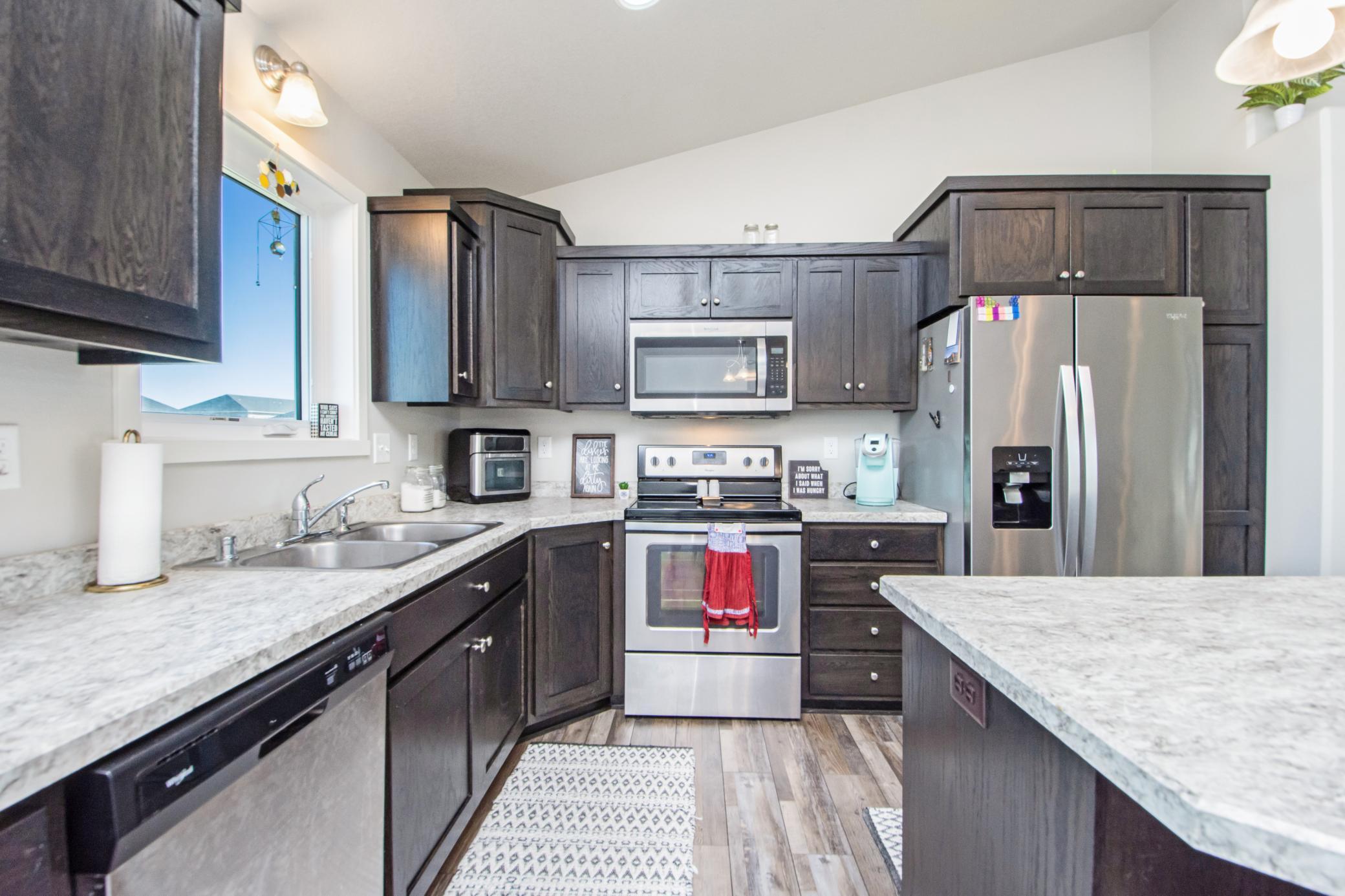 2018 twin home for sale at 3420 17th Street S in Moorhead, MN — 3 bed, 2 bath (photo 7 of 35)