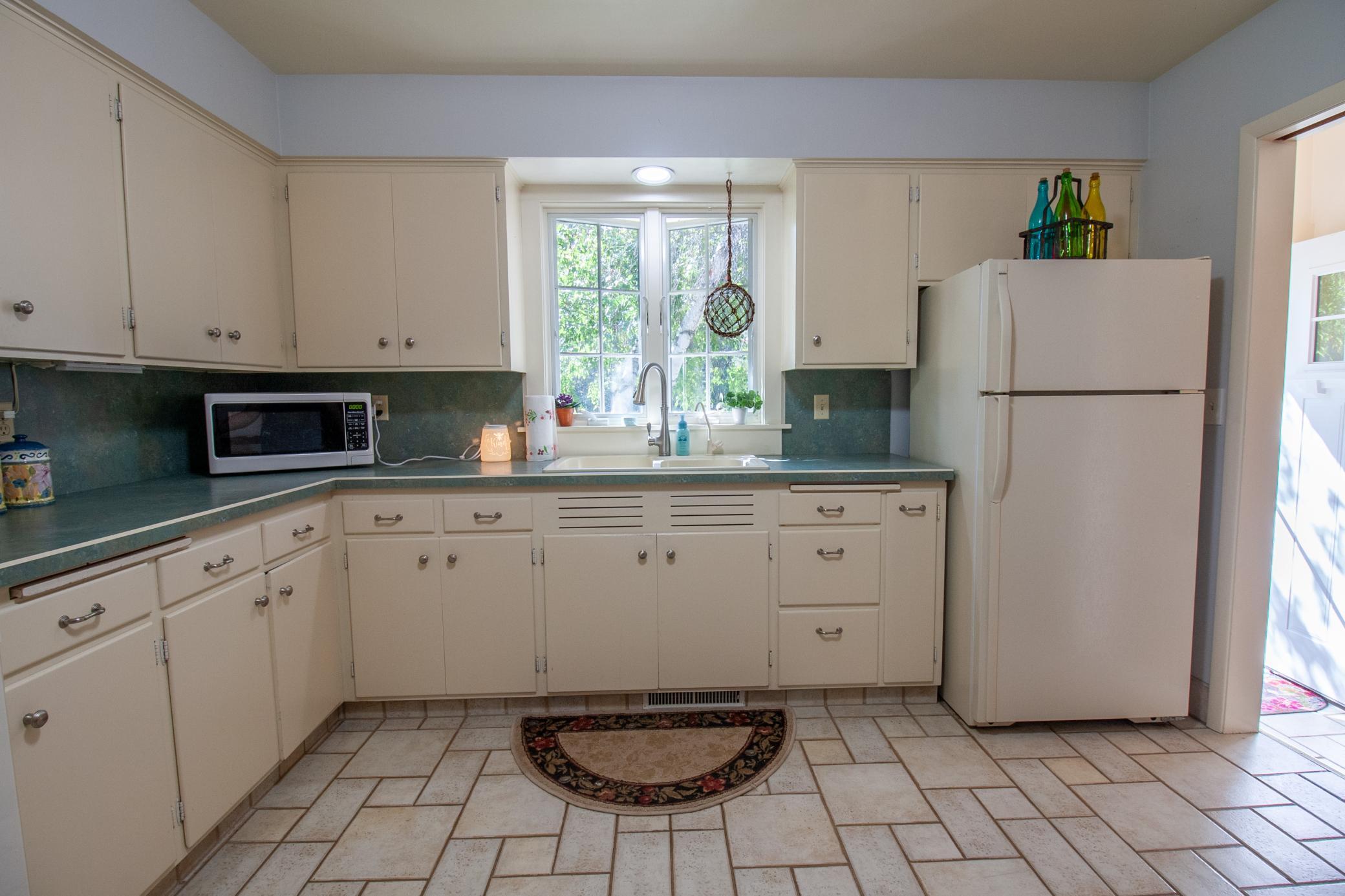 1959 single family home for sale at 24514 N Wall Lake Drive in Fergus Falls, MN — 2 bed, 1 bath (photo 5 of 49)