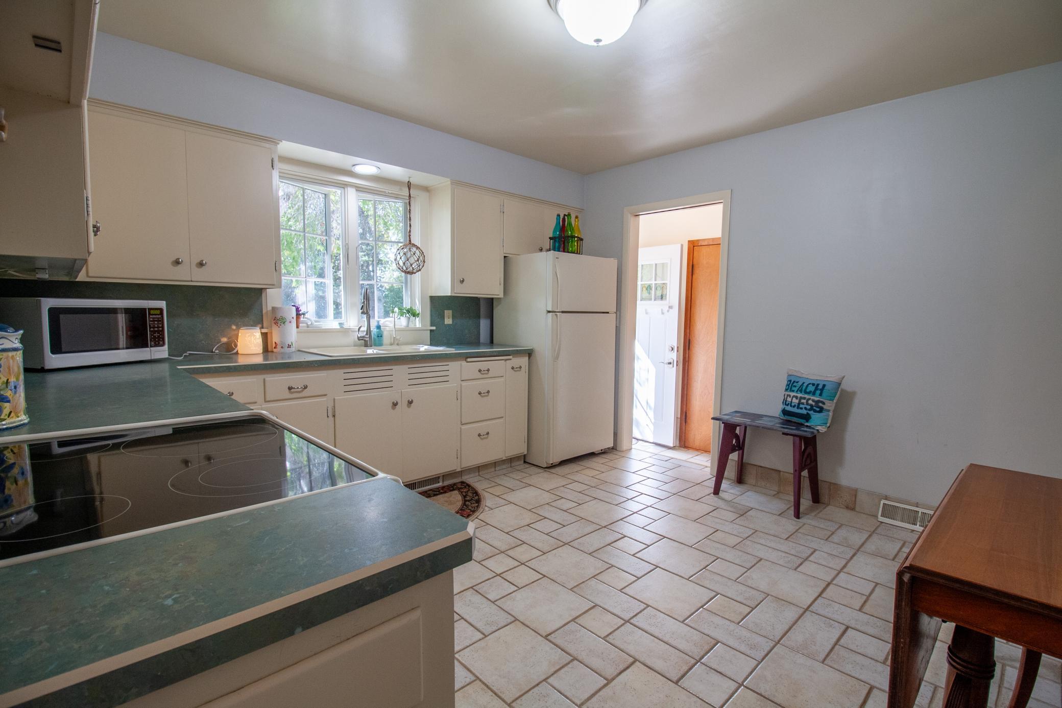 1959 single family home for sale at 24514 N Wall Lake Drive in Fergus Falls, MN — 2 bed, 1 bath (photo 6 of 49)