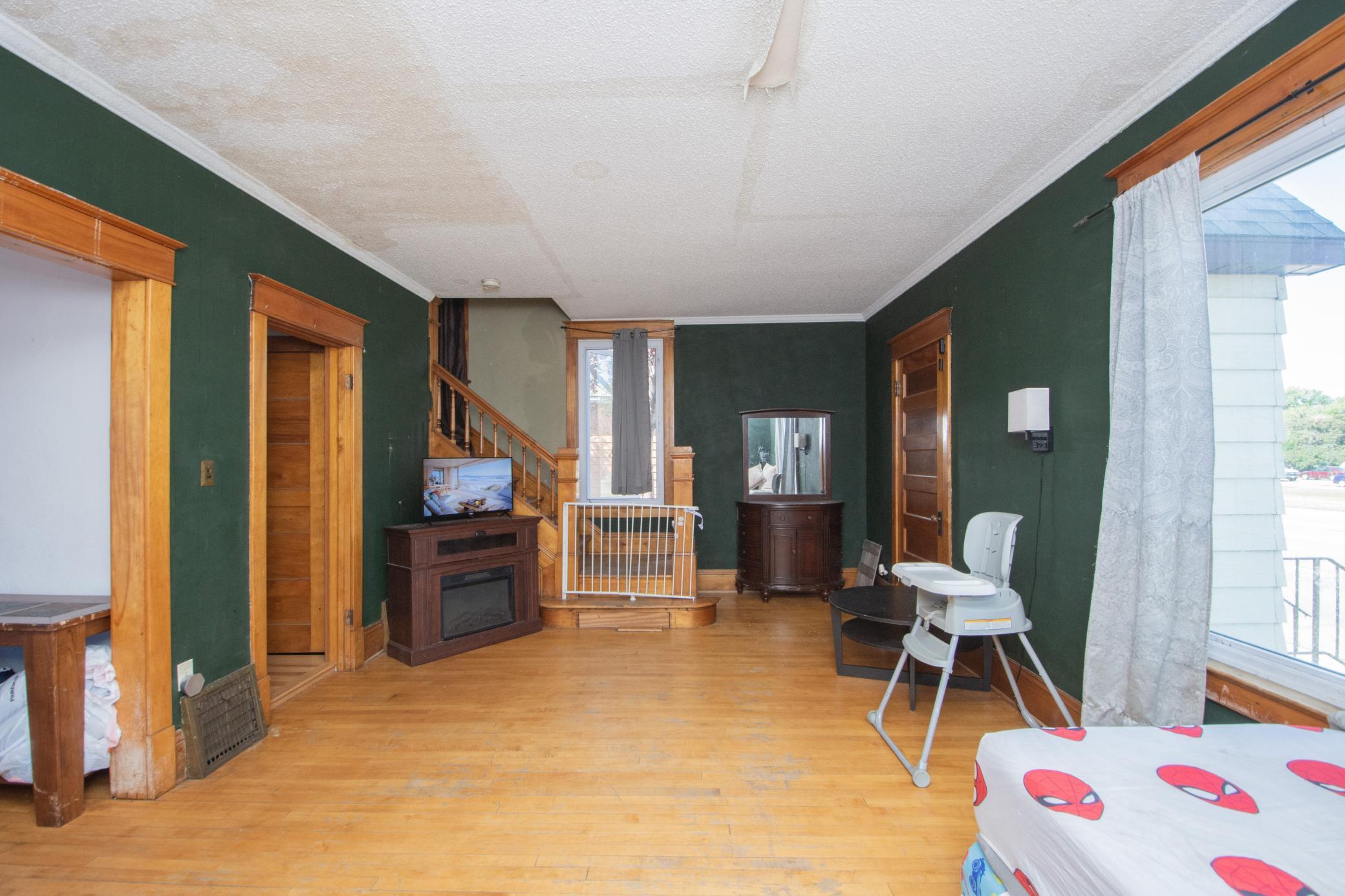 1908 single family home for sale at 509 Center Avenue E in Dilworth, MN — 3 bed, 2 bath (photo 12 of 30)