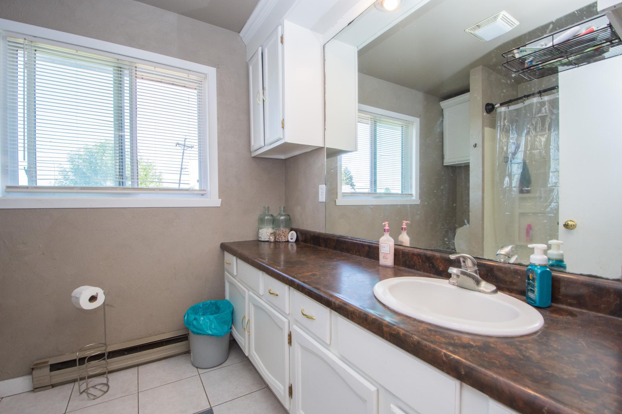 1908 single family home for sale at 509 Center Avenue E in Dilworth, MN — 3 bed, 2 bath (photo 16 of 30)