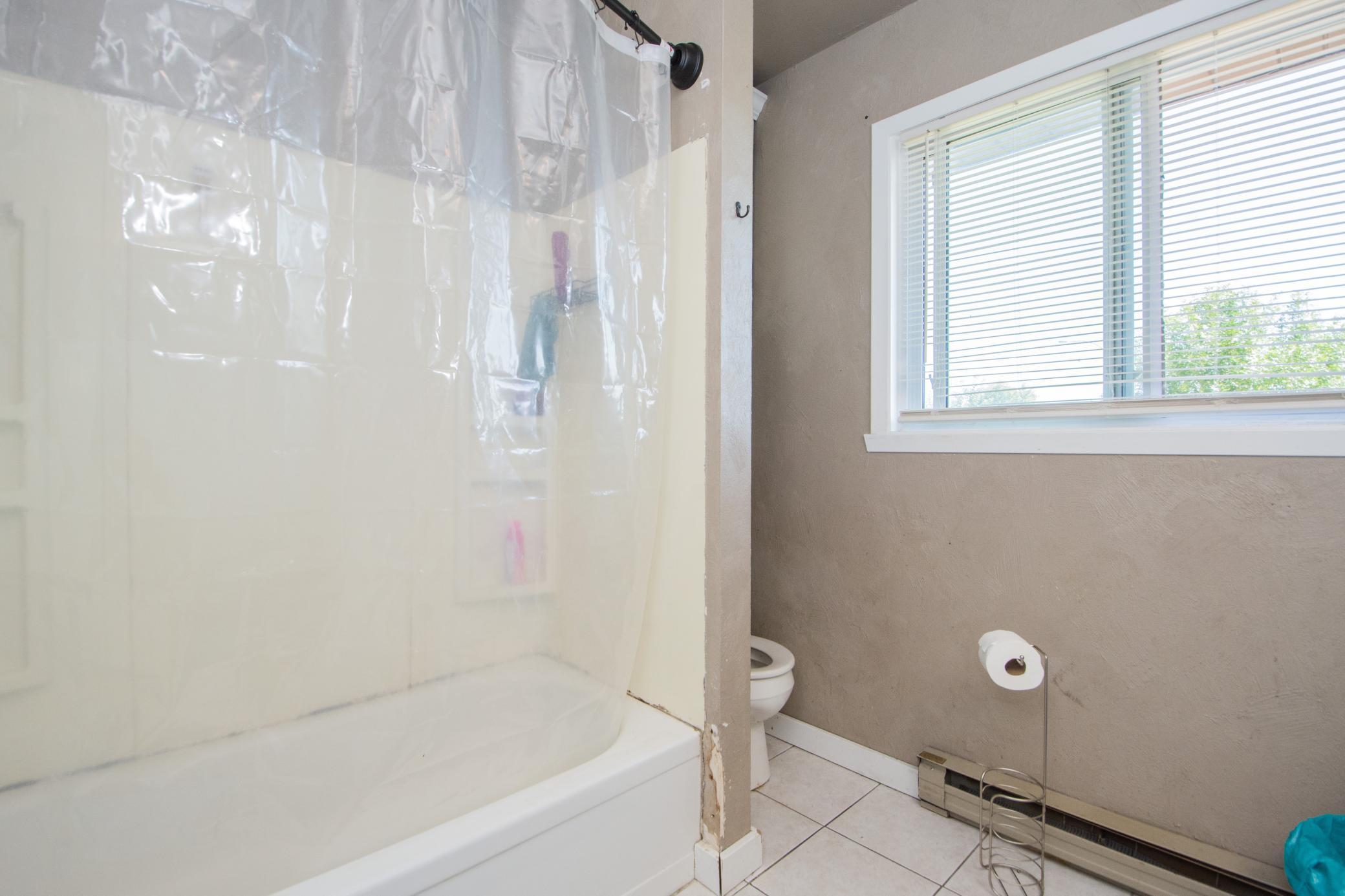 1908 single family home for sale at 509 Center Avenue E in Dilworth, MN — 3 bed, 2 bath (photo 17 of 30)