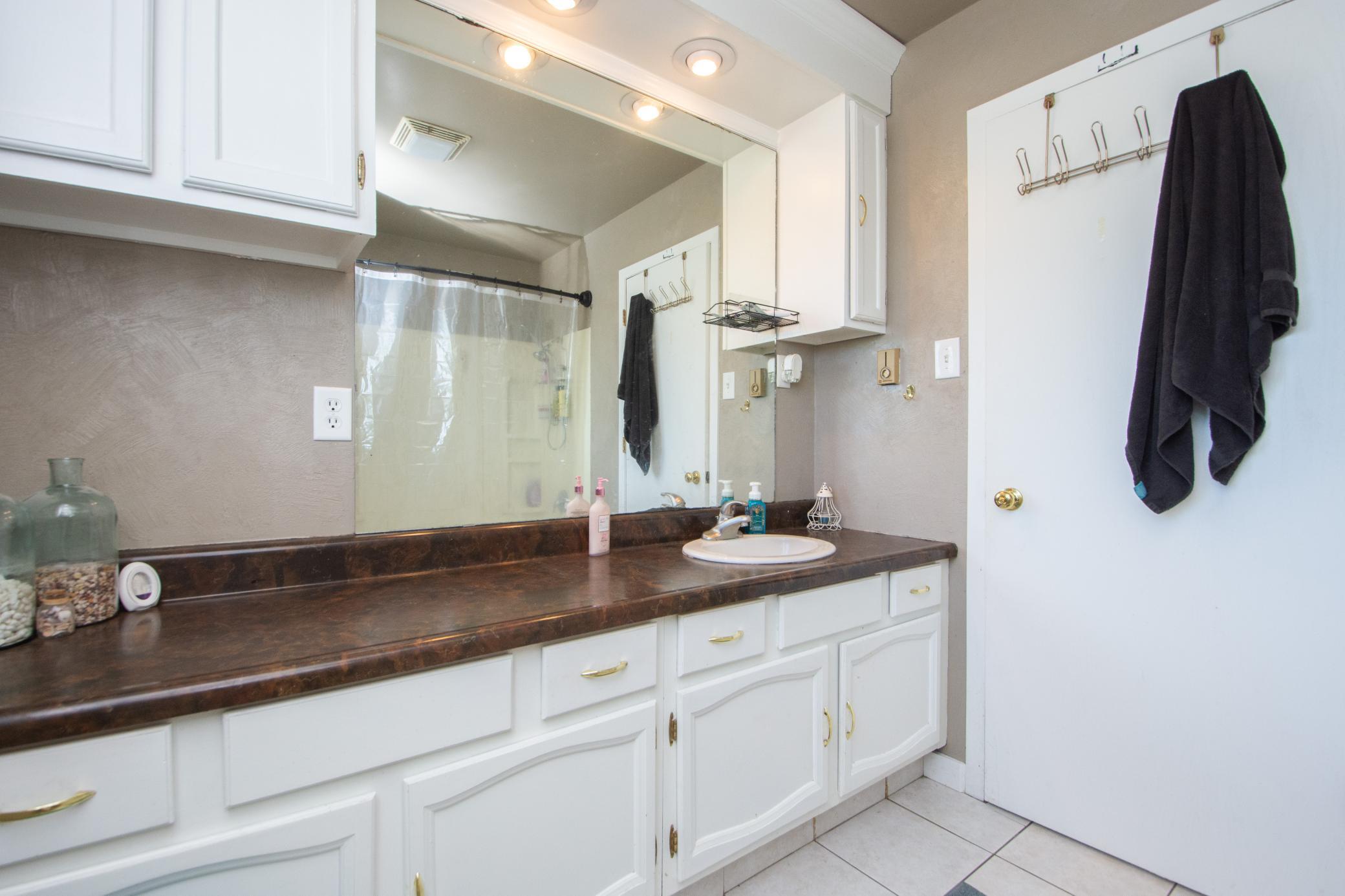 1908 single family home for sale at 509 Center Avenue E in Dilworth, MN — 3 bed, 2 bath (photo 18 of 30)