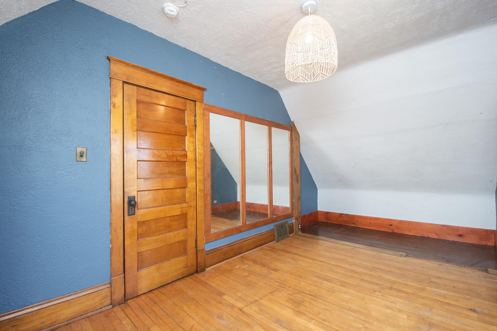 1908 single family home for sale at 509 Center Avenue E in Dilworth, MN — 3 bed, 2 bath (photo 23 of 30)