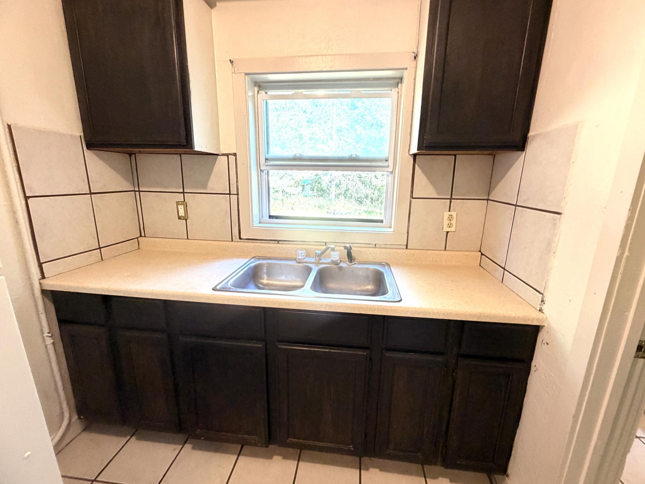 1900 single family home for sale at 102 Sunset Avenue NW in Bagley, MN — 1 bed, 1 bath (photo 12 of 17)
