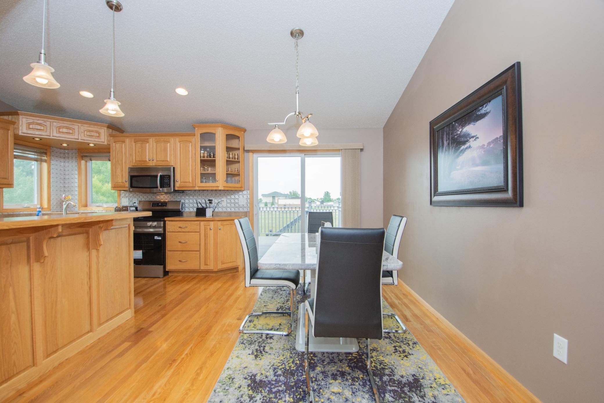 2009 single family home for sale at 1234 35th Street Circle S in Moorhead, MN — 4 bed, 3 bath (photo 13 of 49)