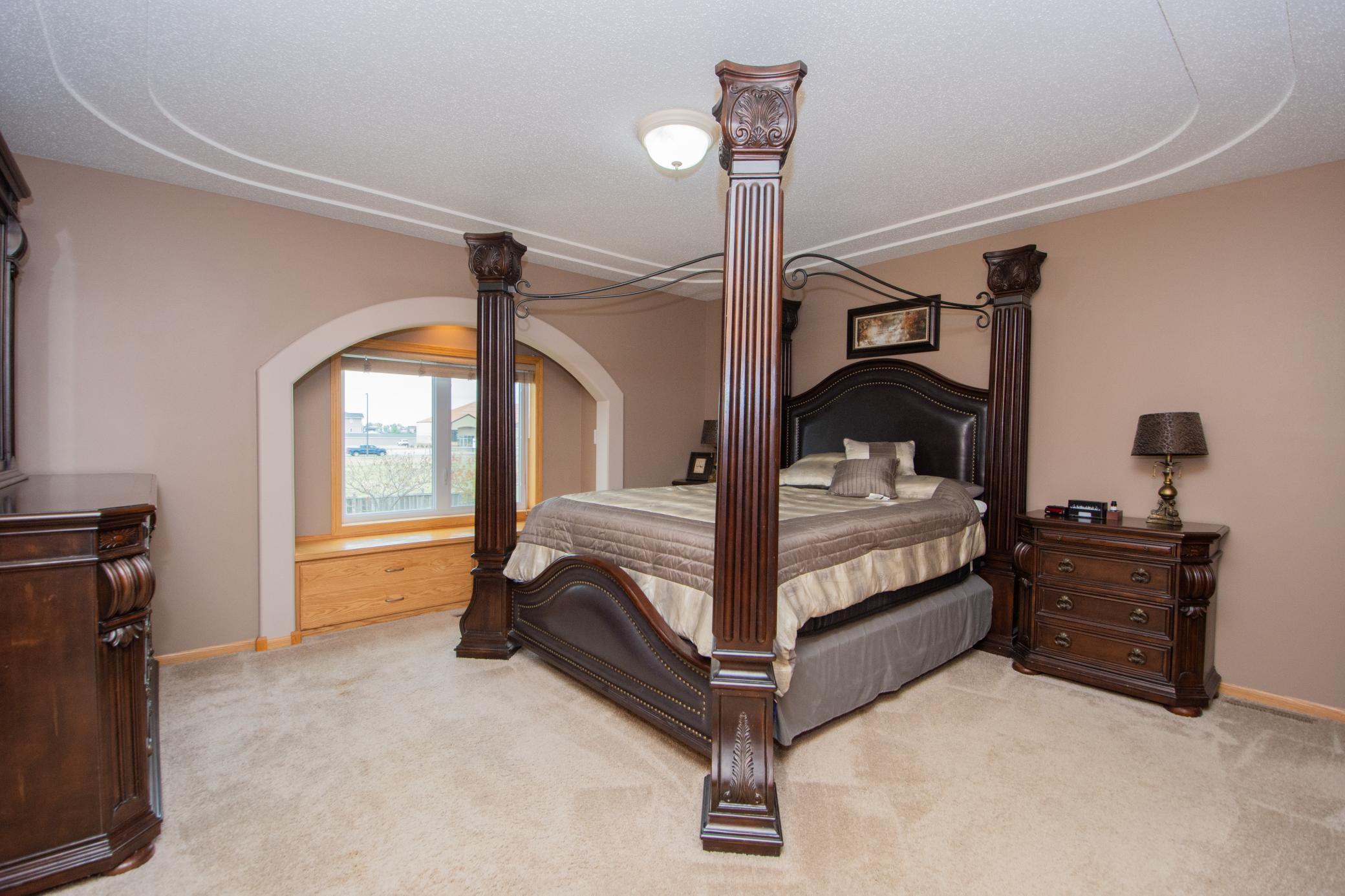 2009 single family home for sale at 1234 35th Street Circle S in Moorhead, MN — 4 bed, 3 bath (photo 19 of 49)