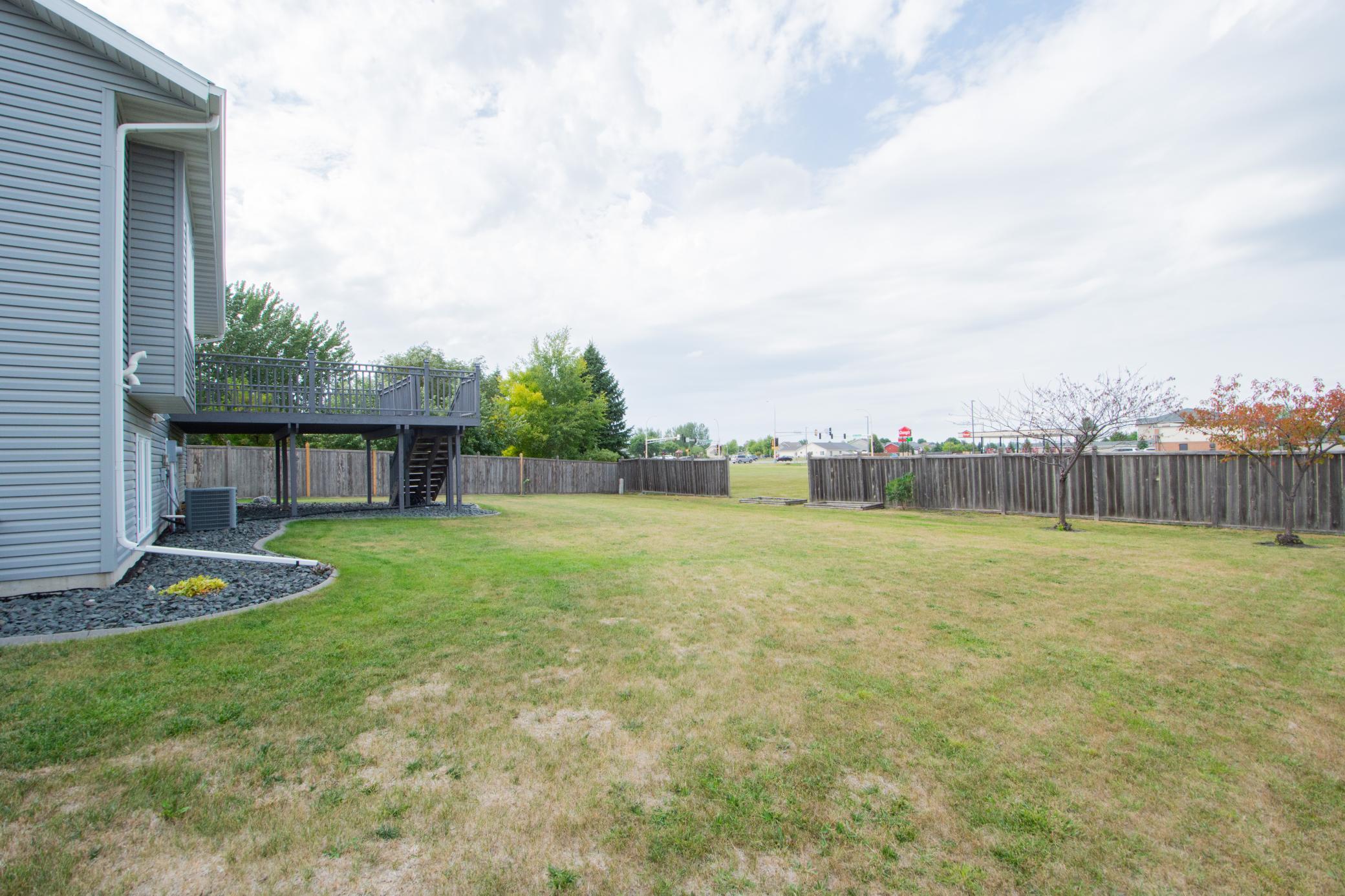 2009 single family home for sale at 1234 35th Street Circle S in Moorhead, MN — 4 bed, 3 bath (photo 49 of 49)