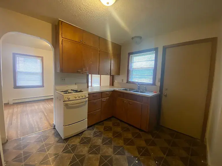 1953 duplex for sale at 716 8th Street S in Moorhead, MN — 6 bed, 2 bath (photo 5 of 15)