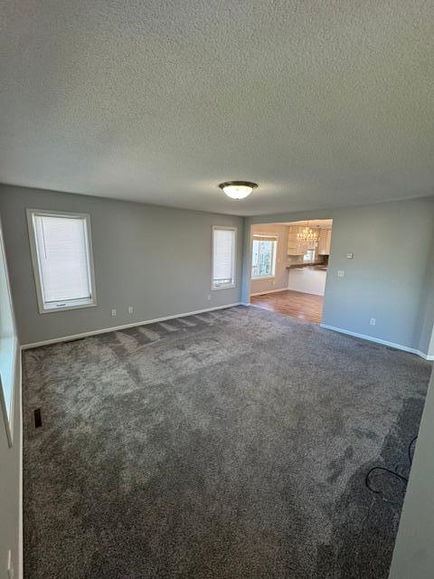 2004 single family home for sale at 420 14th Avenue S in Fargo, ND — 4 bed, 2 bath (photo 5 of 29)