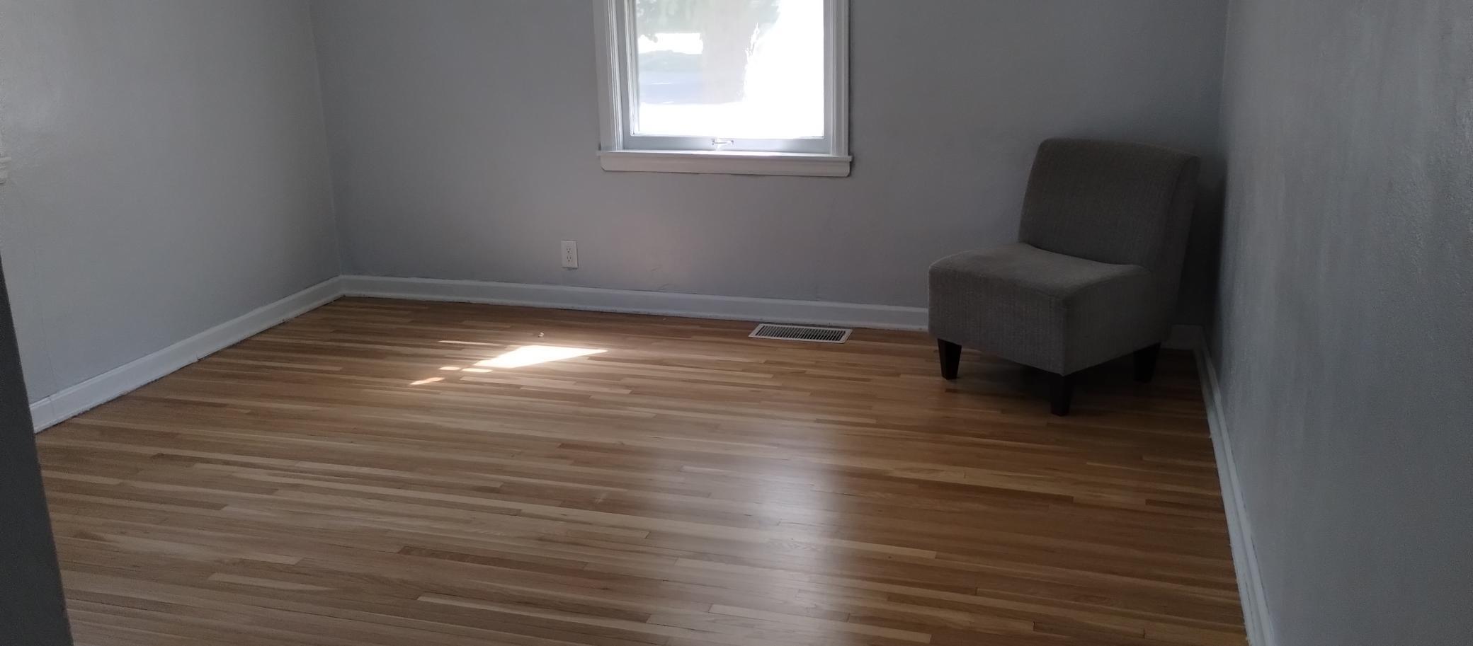 1947 single family home for sale at 1538 7th Street N in Fargo, ND — 3 bed, 1 bath (photo 14 of 35)
