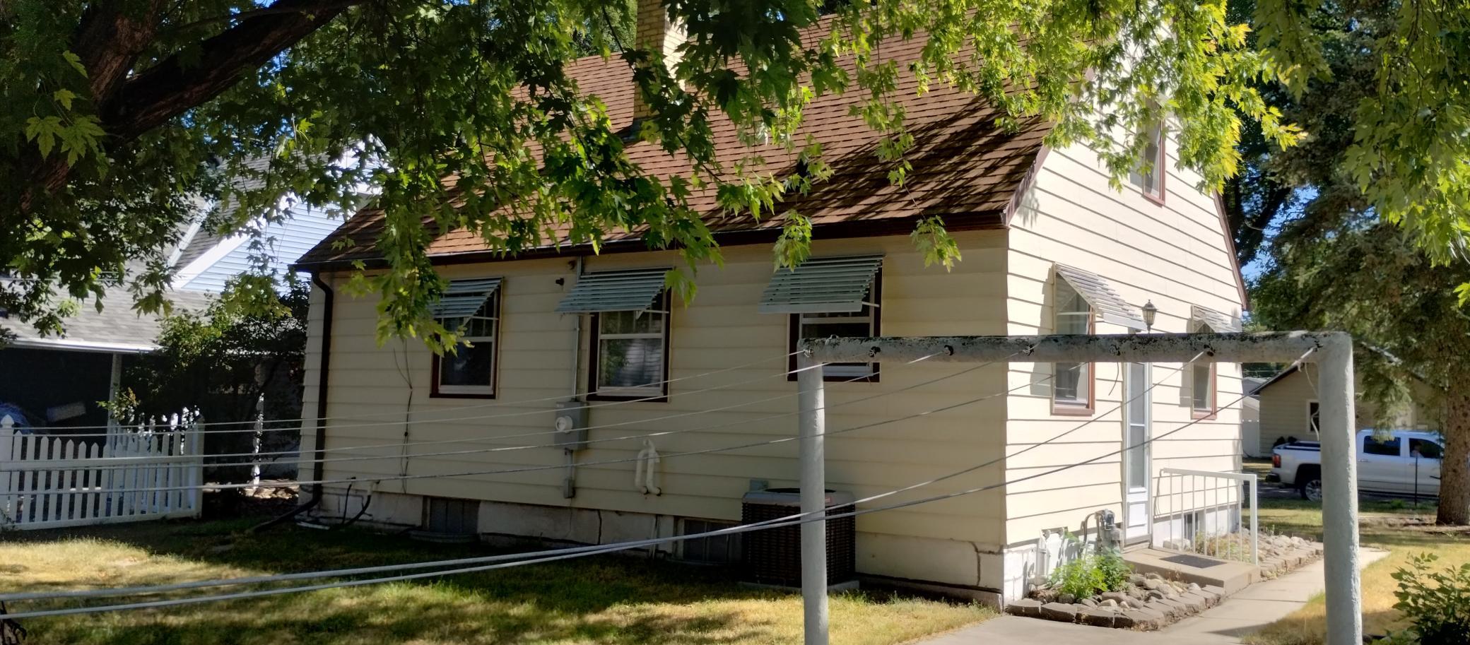 1947 single family home for sale at 1538 7th Street N in Fargo, ND — 3 bed, 1 bath (photo 9 of 35)