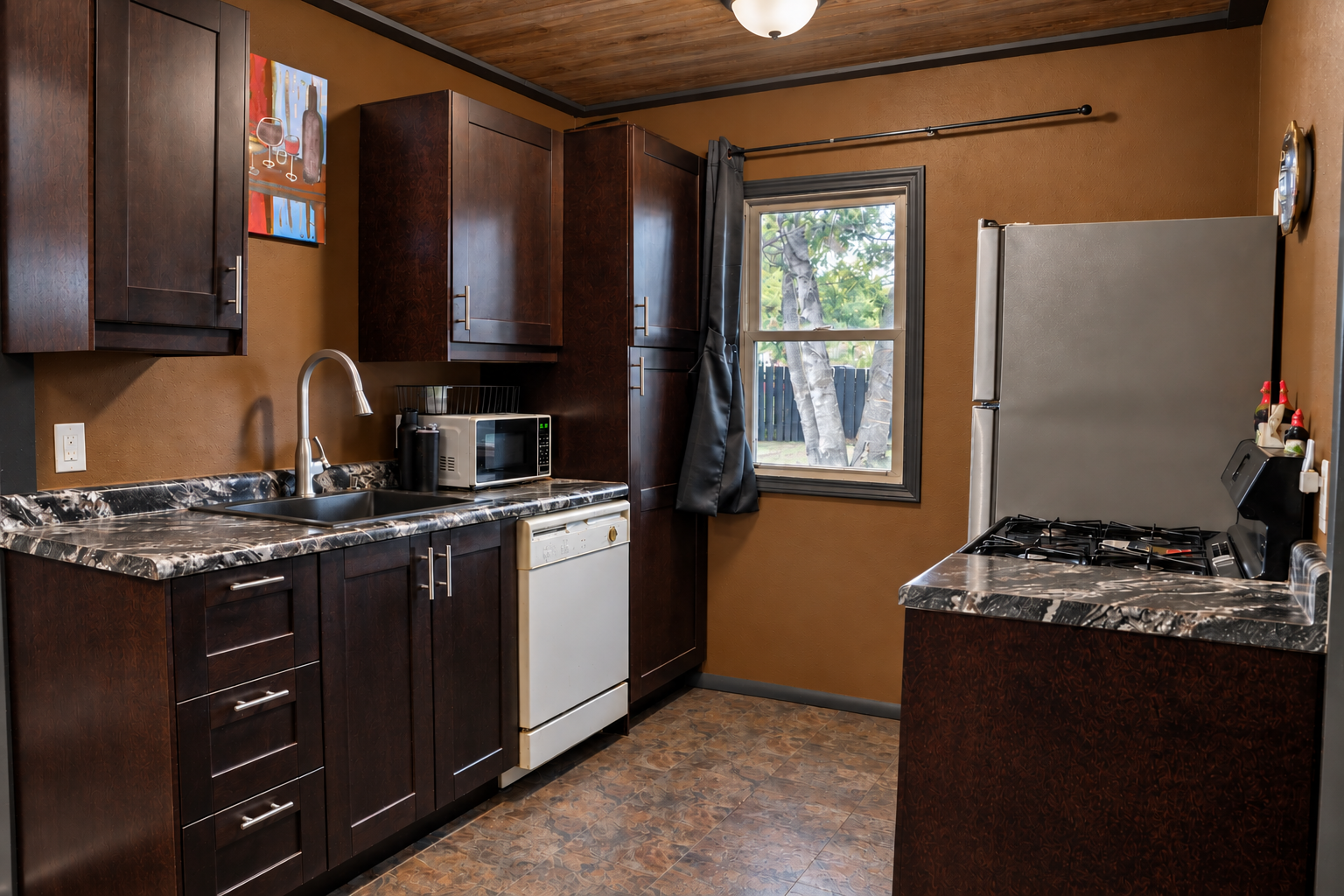 1950 single family home for sale at 308 Roosevelt Street in Alexandria, MN — 1 bed, 1 bath (photo 12 of 20)