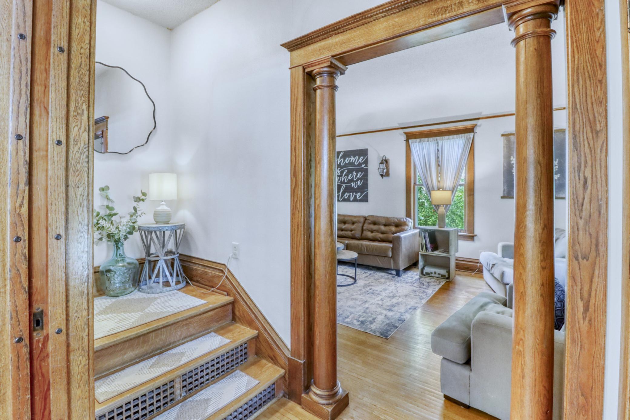 1911 single family home for sale at 322 3rd Avenue SE in Pelican Rapids, MN — 4 bed, 4 bath (photo 11 of 61)