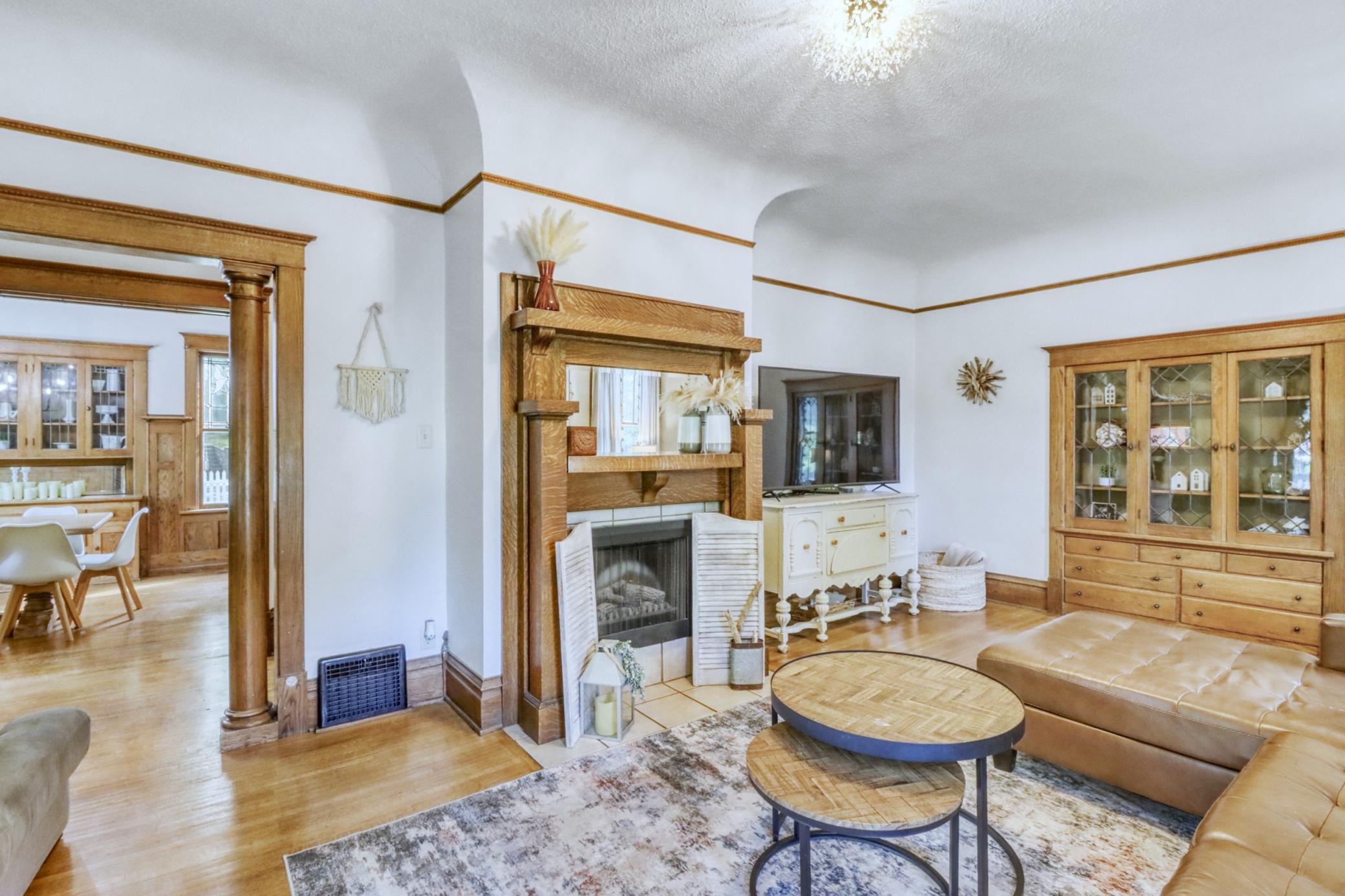 1911 single family home for sale at 322 3rd Avenue SE in Pelican Rapids, MN — 4 bed, 4 bath (photo 16 of 61)