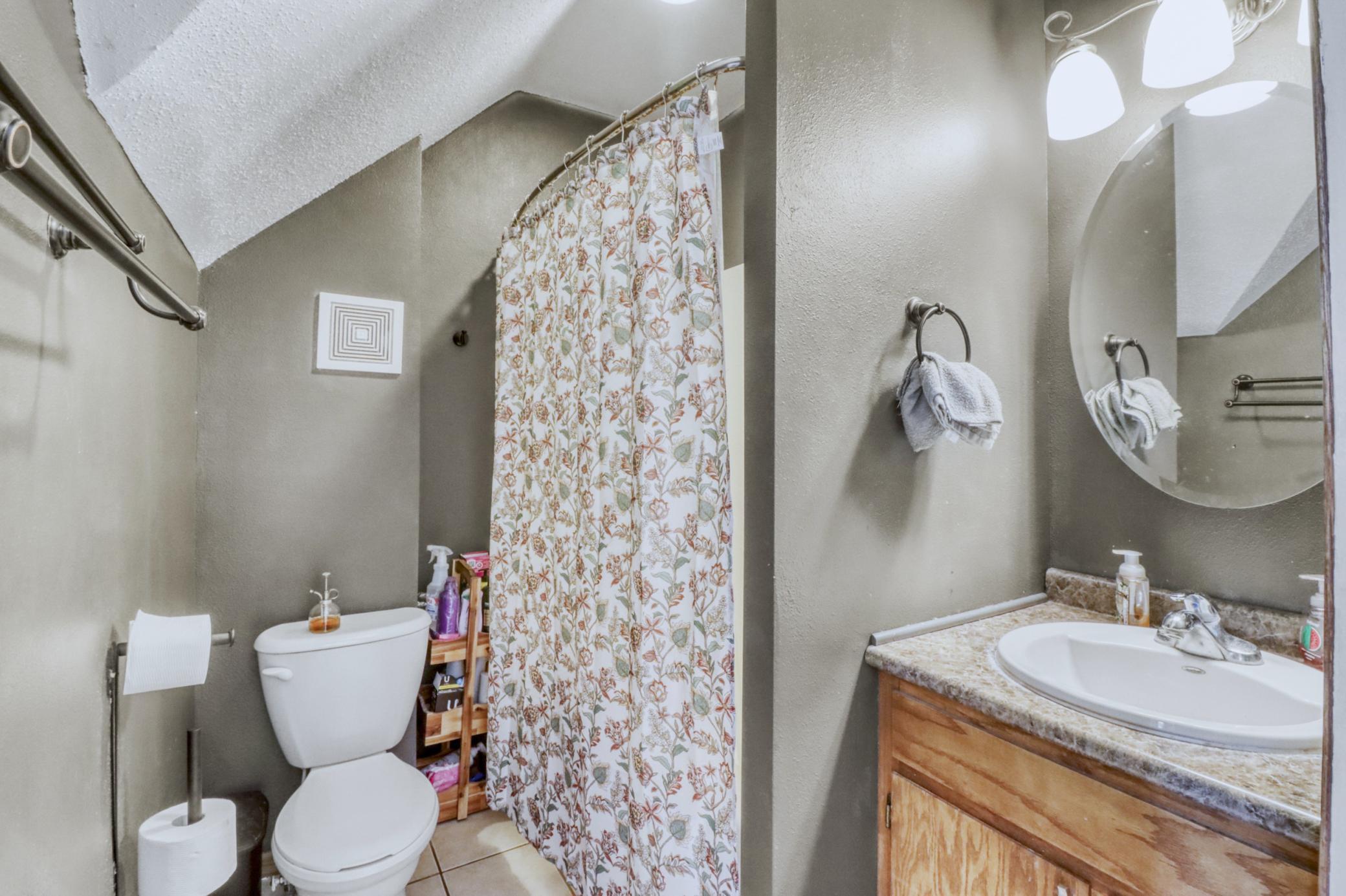 1911 single family home for sale at 322 3rd Avenue SE in Pelican Rapids, MN — 4 bed, 4 bath (photo 44 of 61)