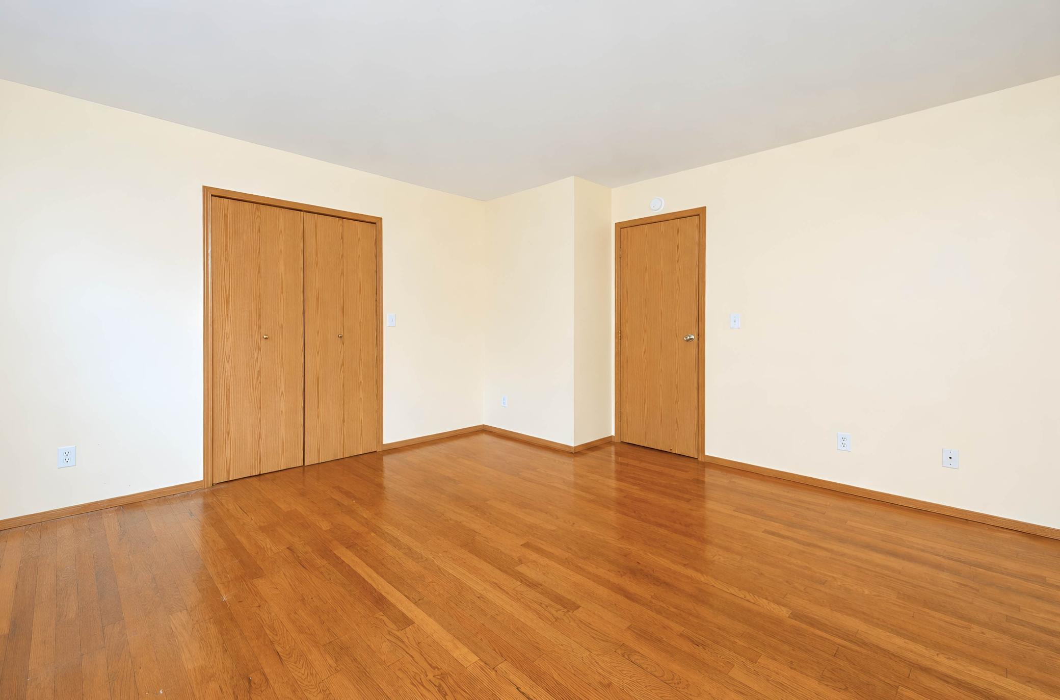 2004 single family home for sale at 1896 Huntington Lane in West Fargo, ND — 3 bed, 2 bath (photo 15 of 33)