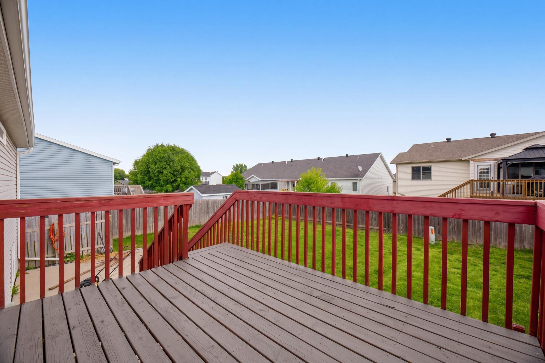 2004 single family home for sale at 1896 Huntington Lane in West Fargo, ND — 3 bed, 2 bath (photo 30 of 33)