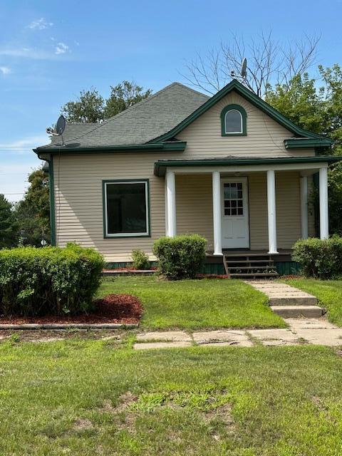 1935 single family home for sale at 302 Cedar Avenue NW in Cass Lake, MN — 2 bed, 1 bath