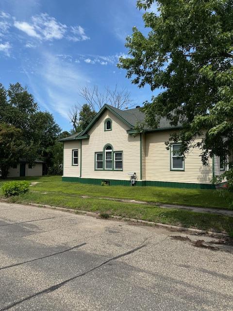 1935 single family home for sale at 302 Cedar Avenue NW in Cass Lake, MN — 2 bed, 1 bath (photo 40 of 43)