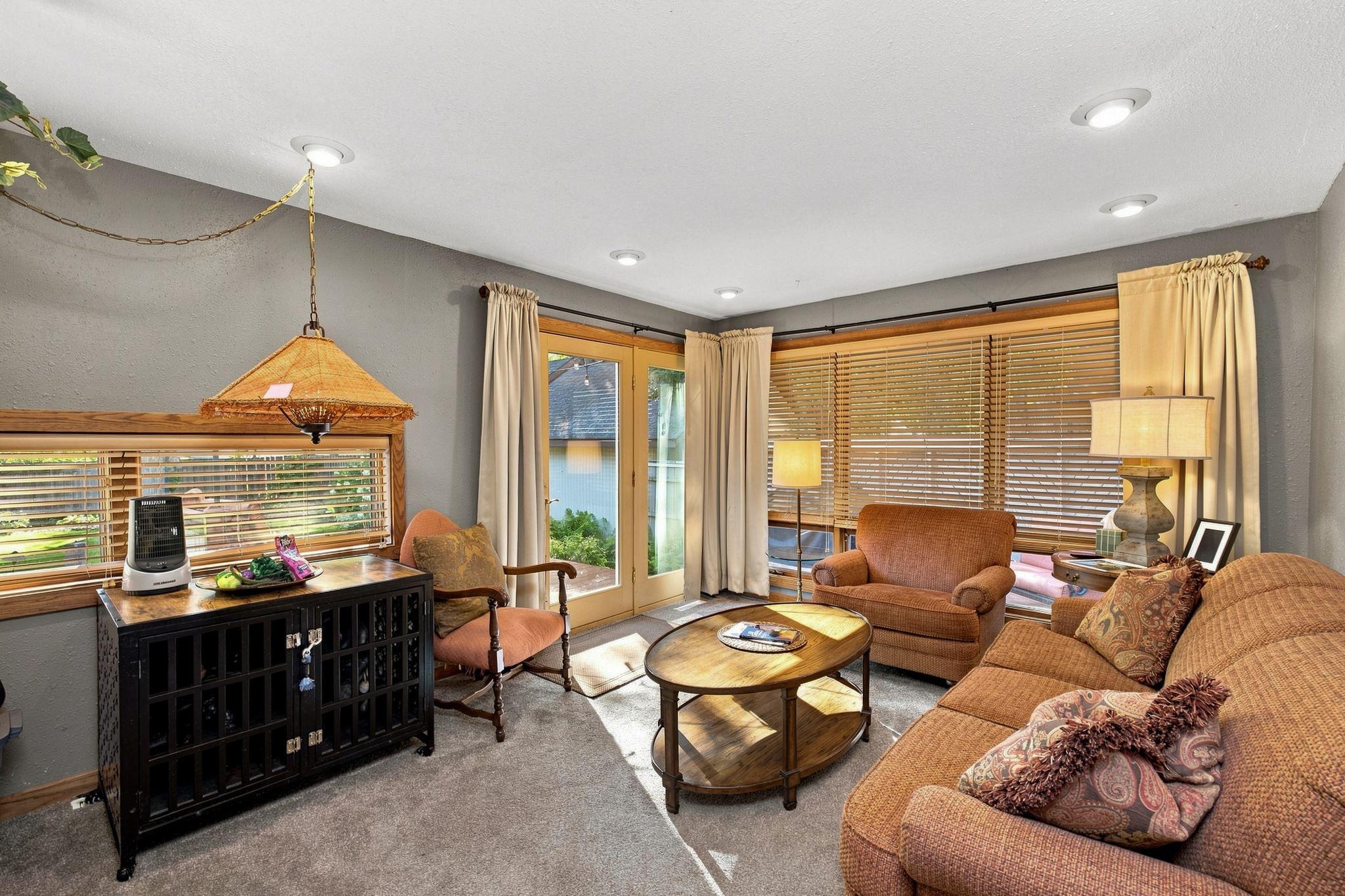 1920 single family home for sale at 1318 7th Street S in Fargo, ND — 3 bed, 2 bath (photo 13 of 45)