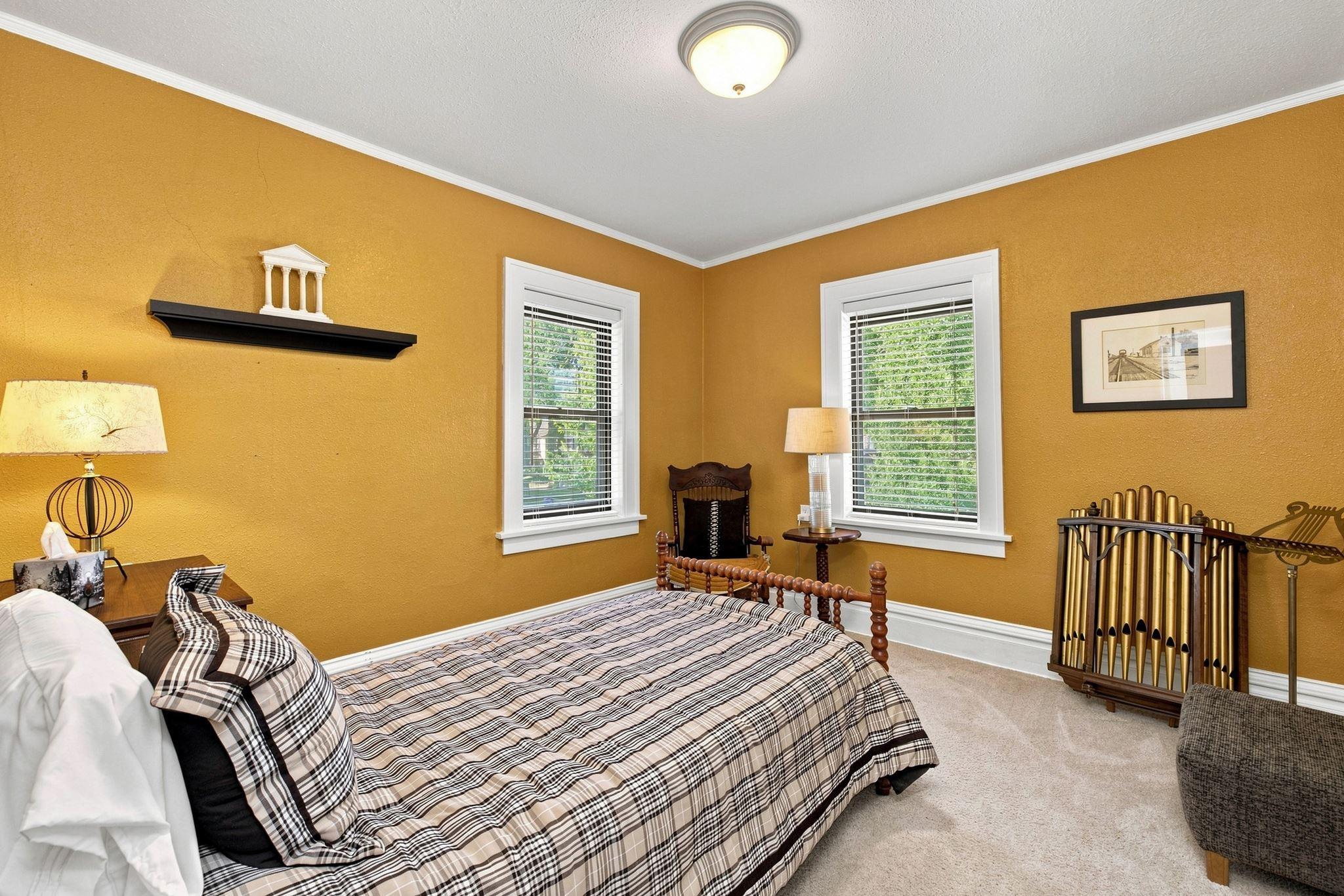 1920 single family home for sale at 1318 7th Street S in Fargo, ND — 3 bed, 2 bath (photo 24 of 45)