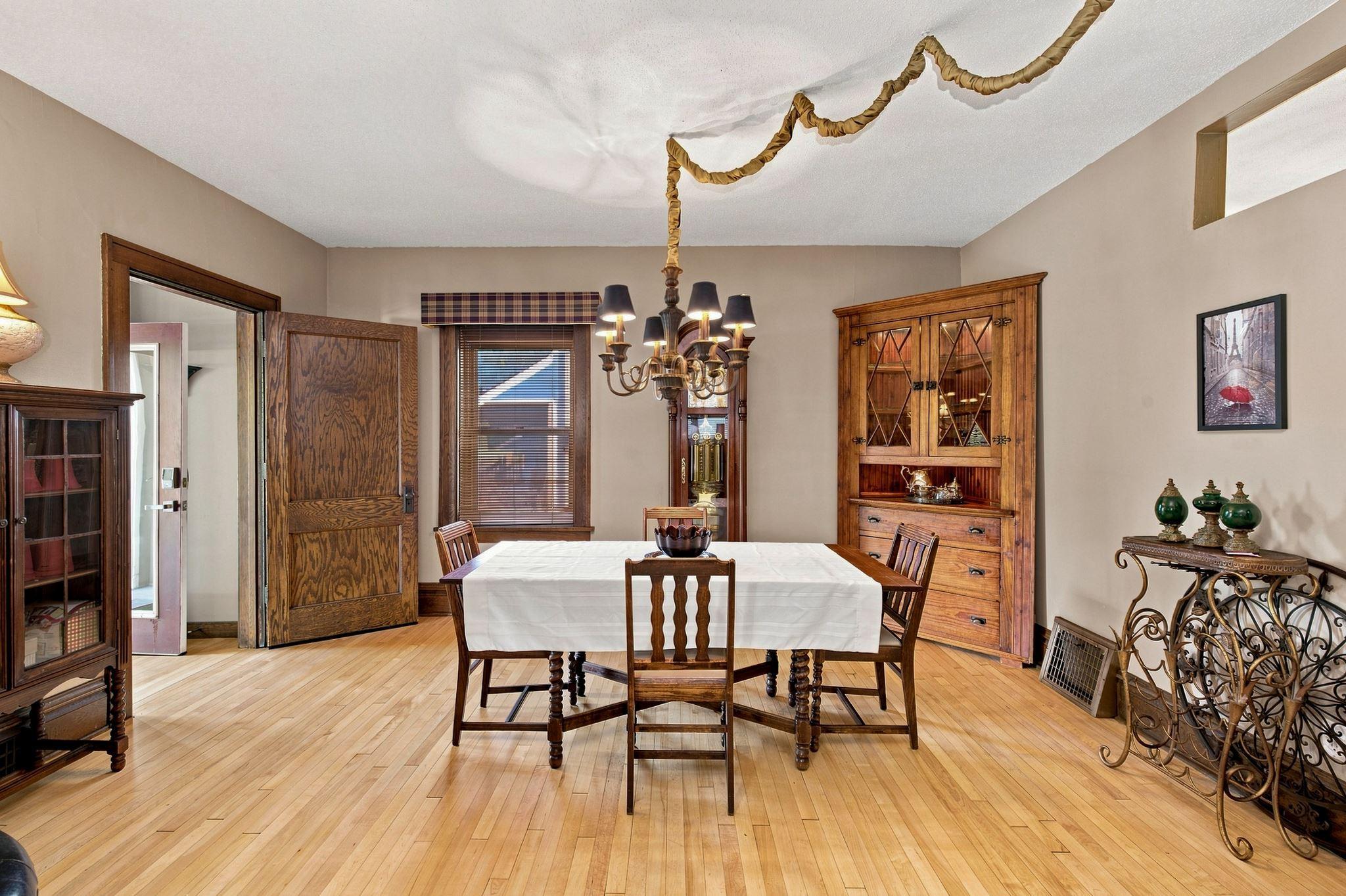 1920 single family home for sale at 1318 7th Street S in Fargo, ND — 3 bed, 2 bath (photo 9 of 45)