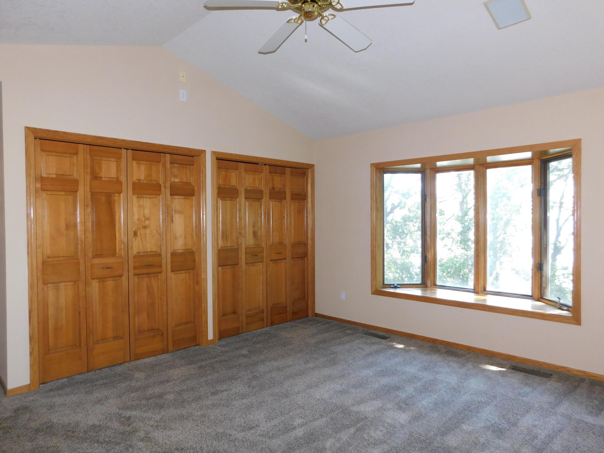 1994 single family home for sale at 21060 Pike Avenue in Aitkin, MN — 2 bed, 3 bath (photo 15 of 67)