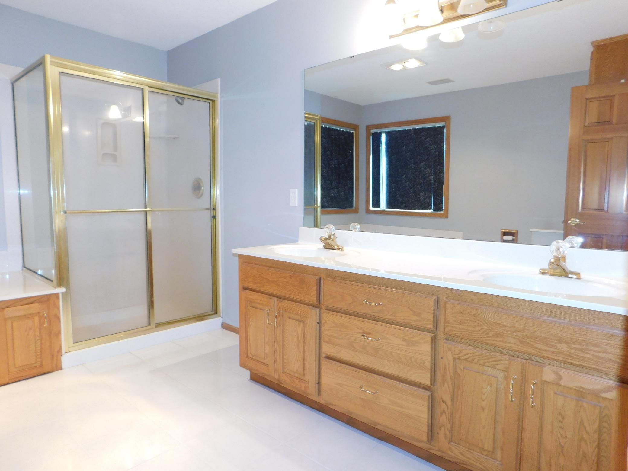 1994 single family home for sale at 21060 Pike Avenue in Aitkin, MN — 2 bed, 3 bath (photo 16 of 67)