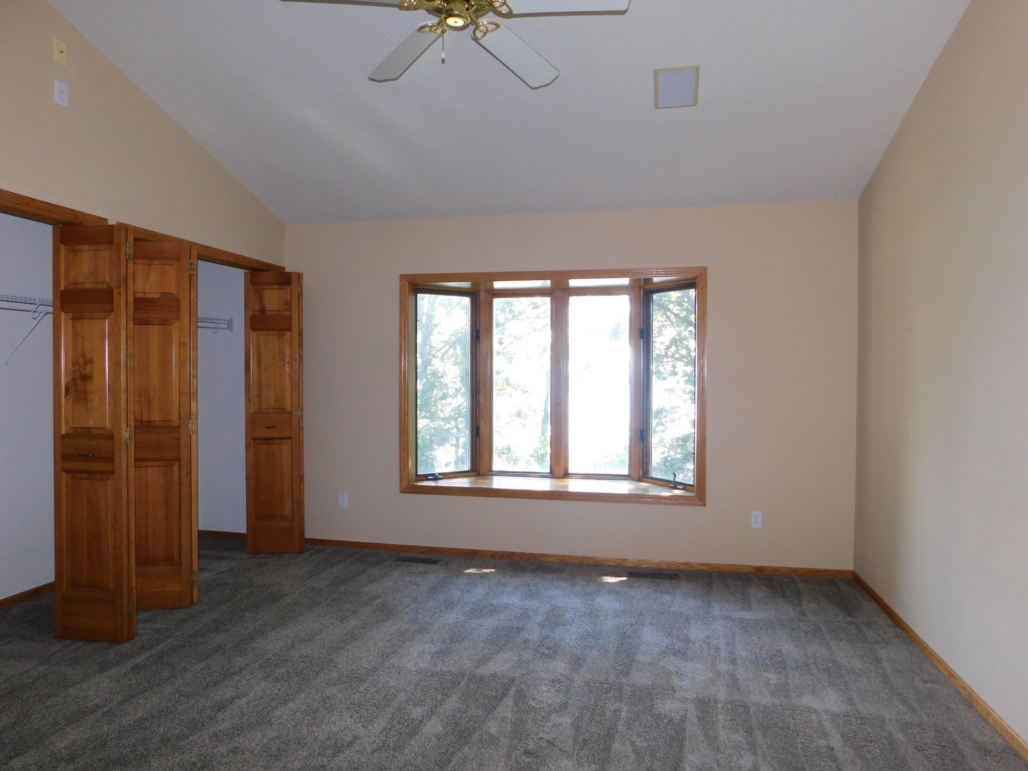 1994 single family home for sale at 21060 Pike Avenue in Aitkin, MN — 2 bed, 3 bath (photo 21 of 67)