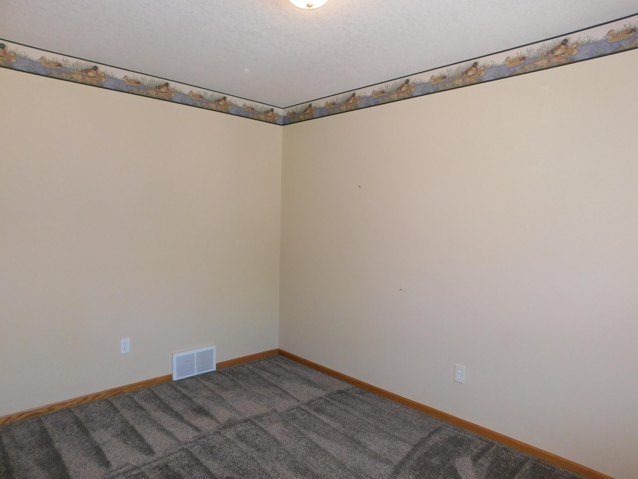 1994 single family home for sale at 21060 Pike Avenue in Aitkin, MN — 2 bed, 3 bath (photo 23 of 67)