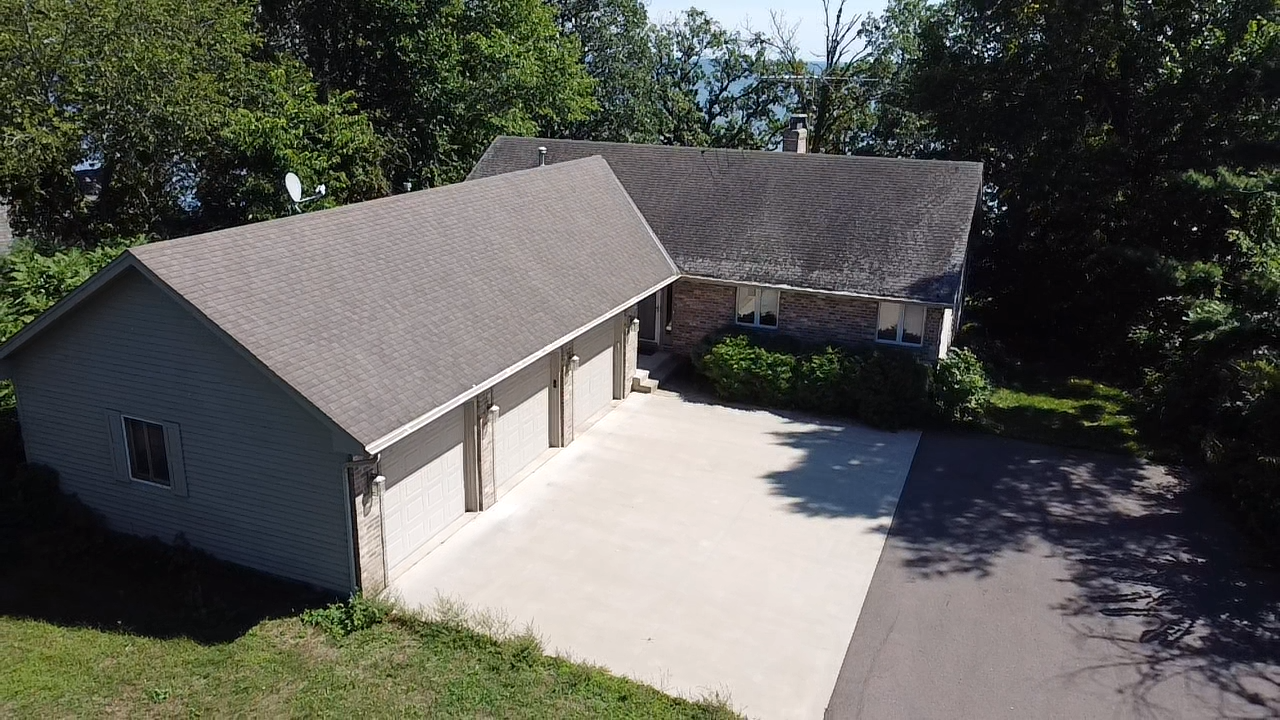 1994 single family home for sale at 21060 Pike Avenue in Aitkin, MN — 2 bed, 3 bath (photo 60 of 67)