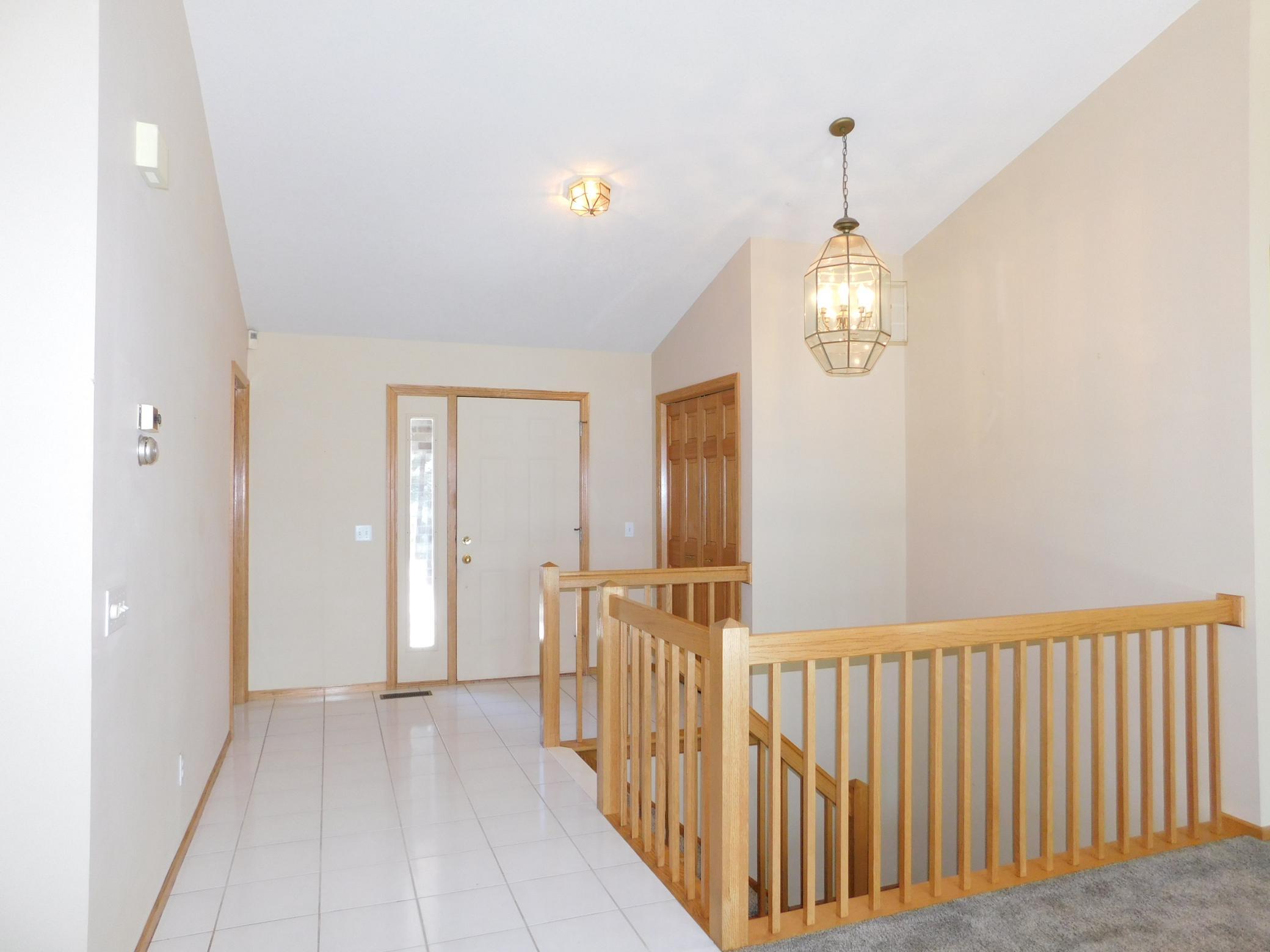 1994 single family home for sale at 21060 Pike Avenue in Aitkin, MN — 2 bed, 3 bath (photo 7 of 67)