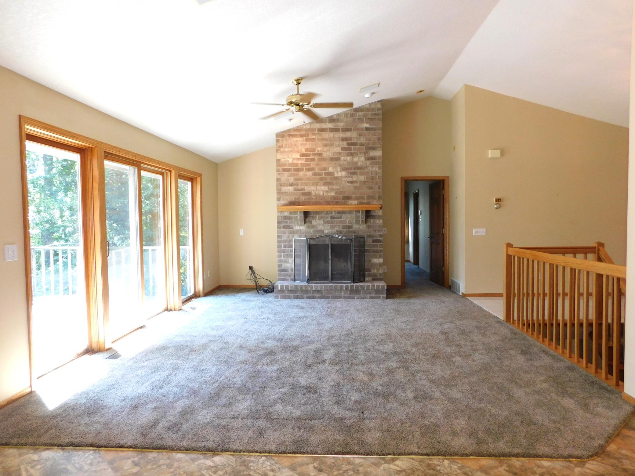 1994 single family home for sale at 21060 Pike Avenue in Aitkin, MN — 2 bed, 3 bath (photo 10 of 67)