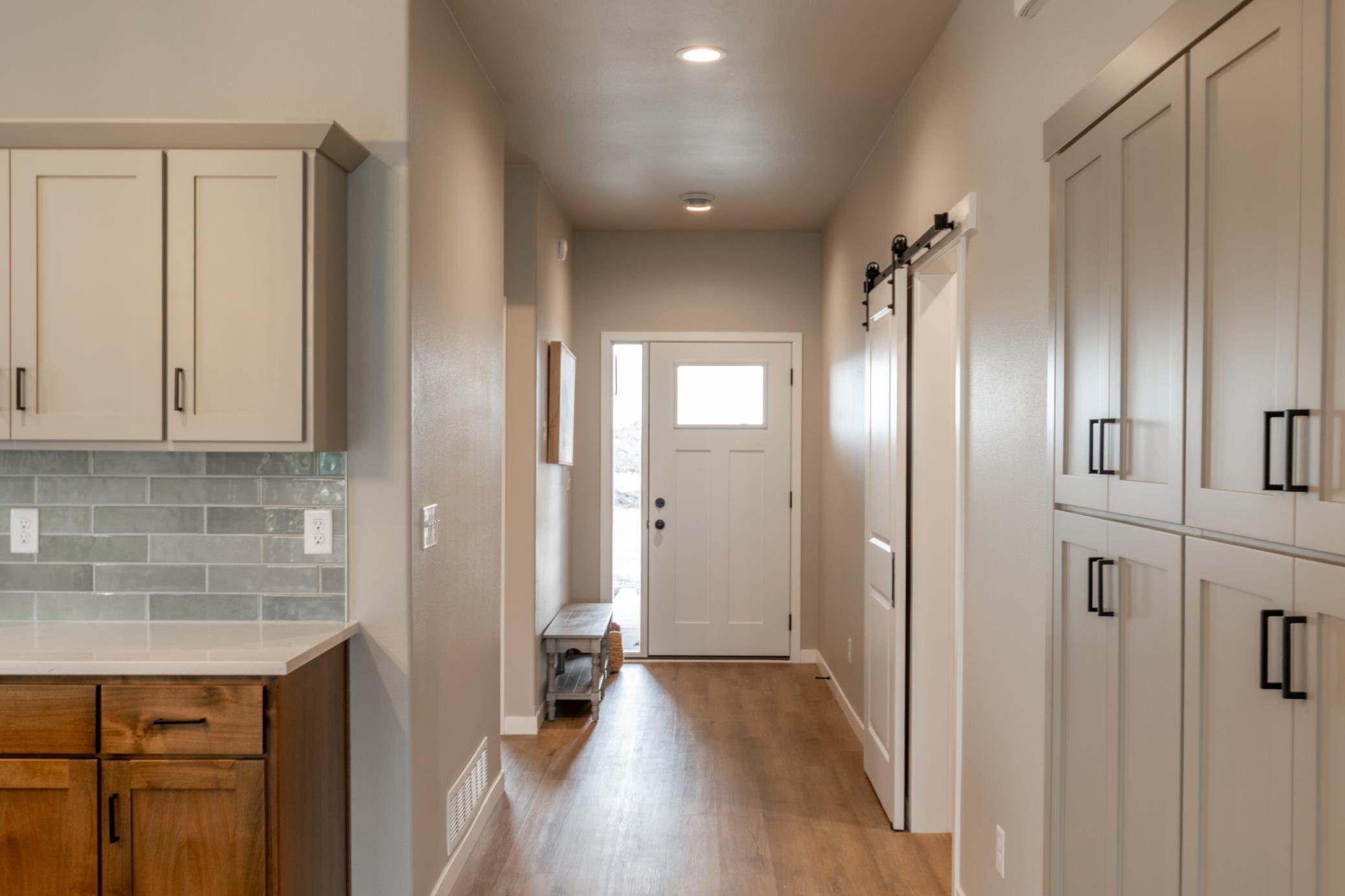 2026 single family home for sale at 2610 37th Avenue S in Moorhead, MN — 2 bed, 2 bath (photo 2 of 20)