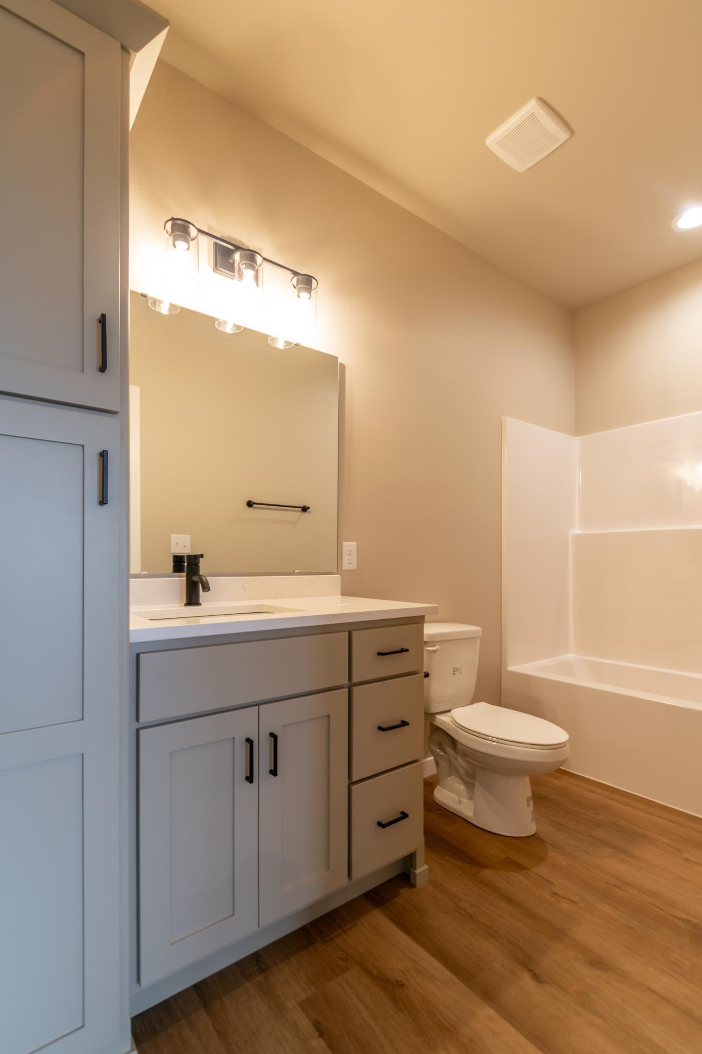 2026 single family home for sale at 2610 37th Avenue S in Moorhead, MN — 2 bed, 2 bath (photo 18 of 20)