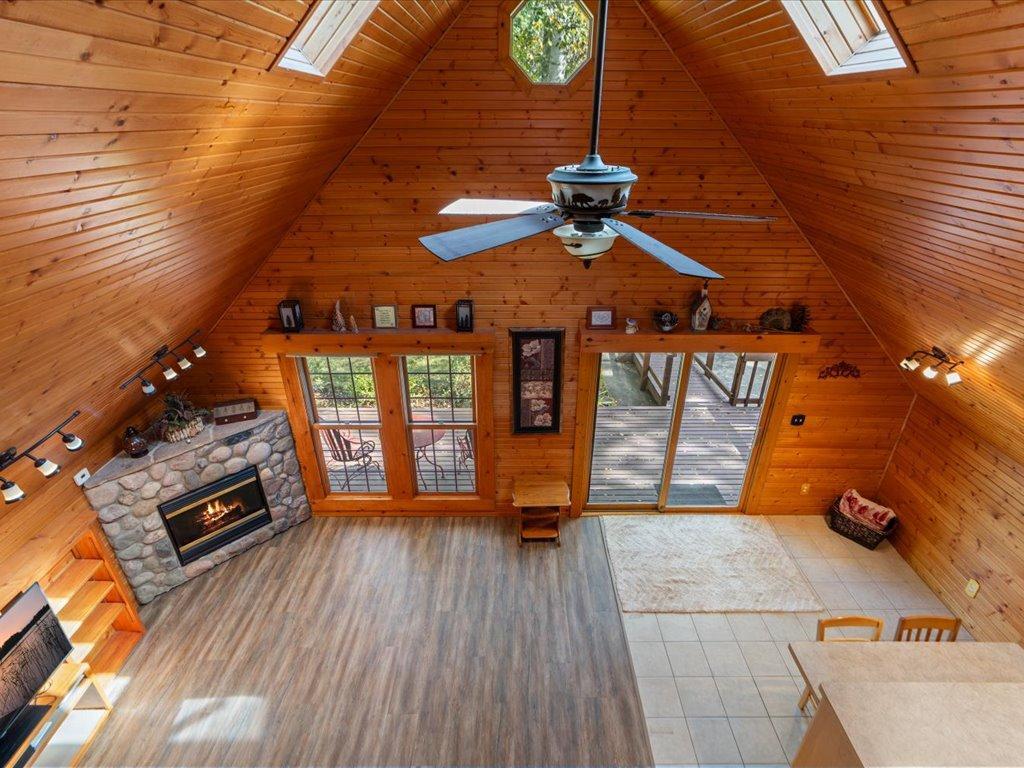 1987 single family home for sale at 34491 Park Drive in Crosslake, MN — 1 bed, 1 bath (photo 13 of 26)