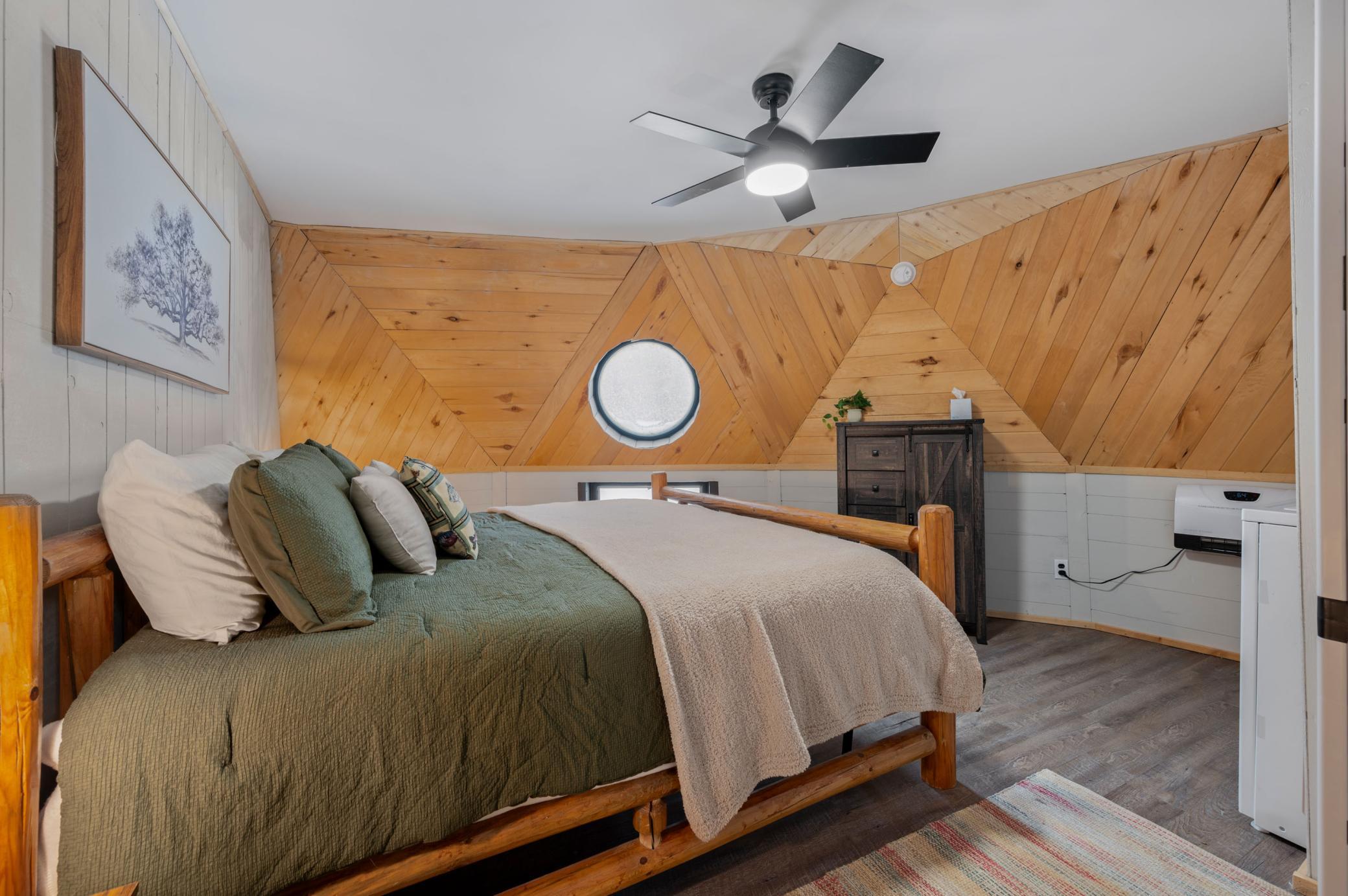 1959 single family home for sale at 24871 E Long Lake Road in Bigfork, MN — 2 bed, 1 bath (photo 15 of 58)